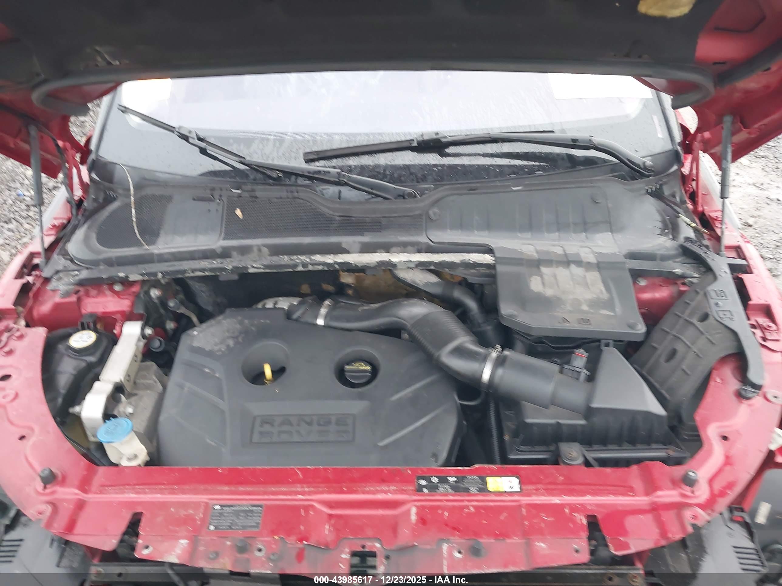 LAND ROVER image 10