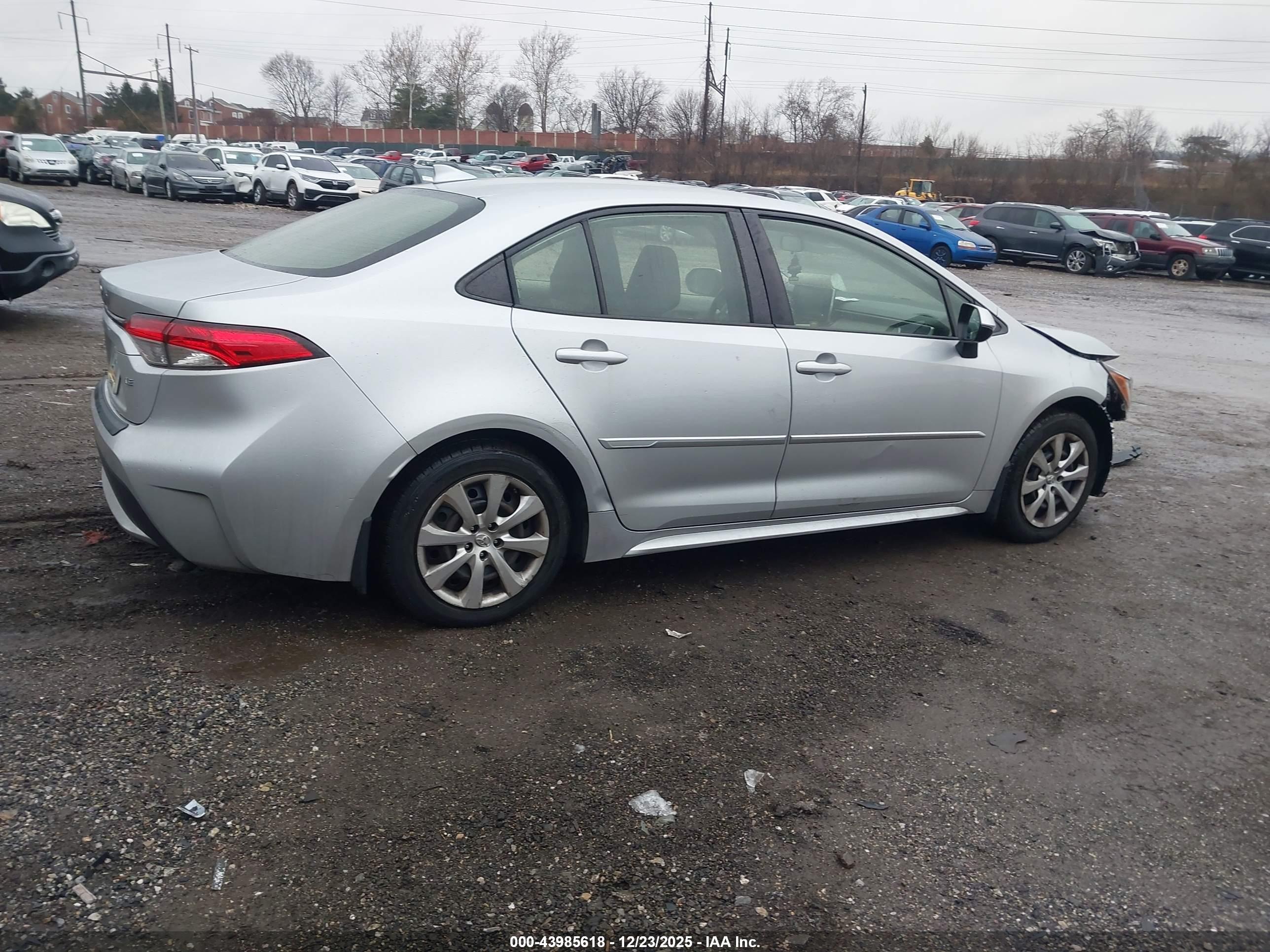 TOYOTA COROLLA image 4