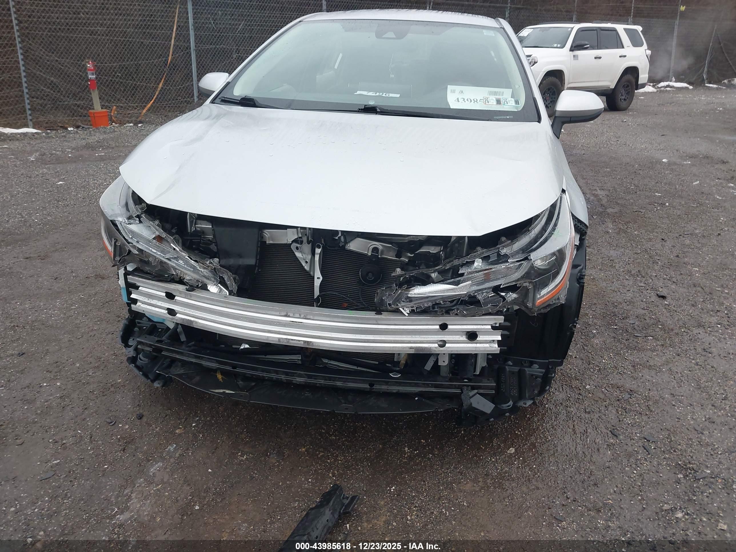 TOYOTA COROLLA image 6