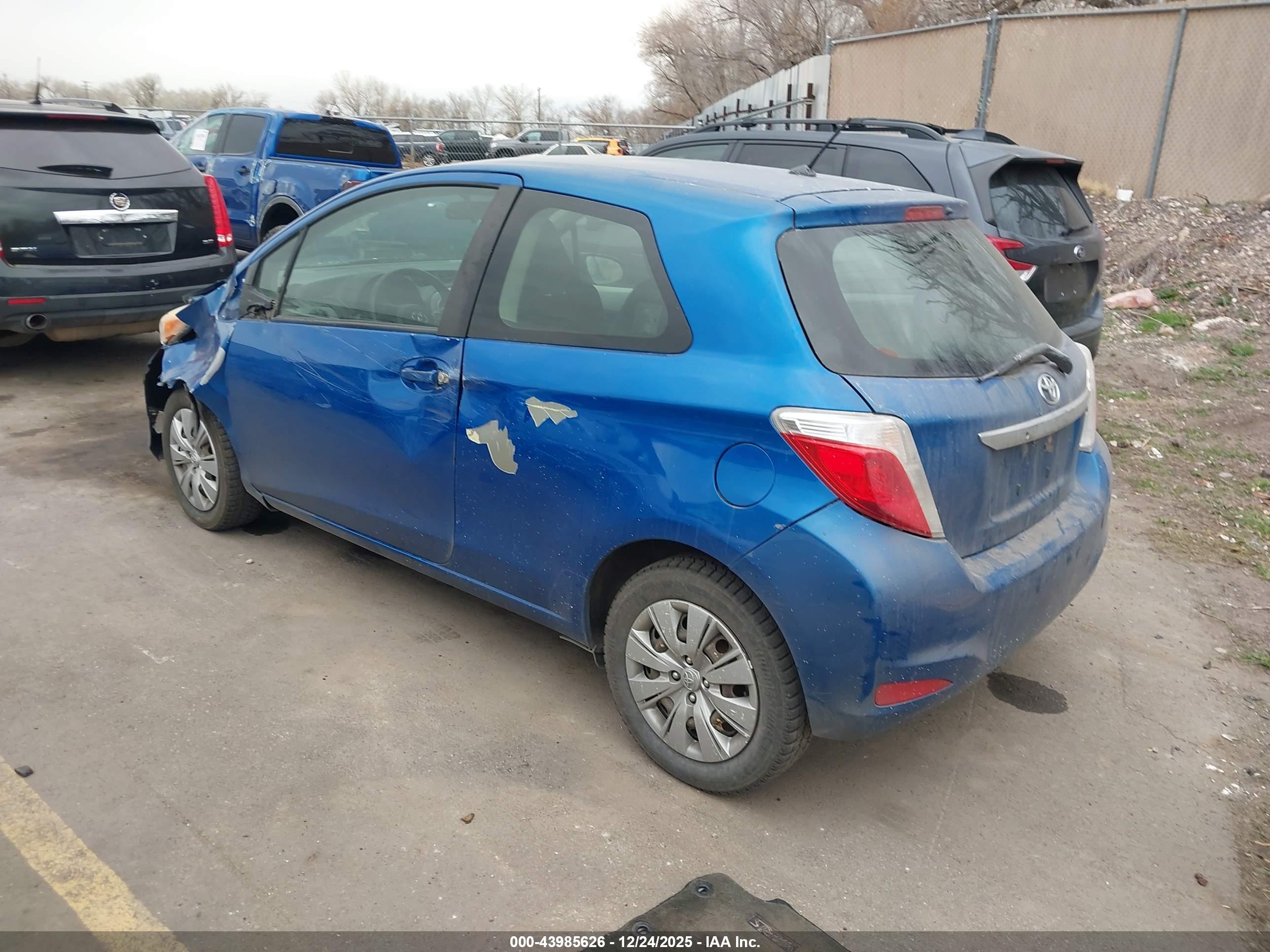 TOYOTA YARIS image 3