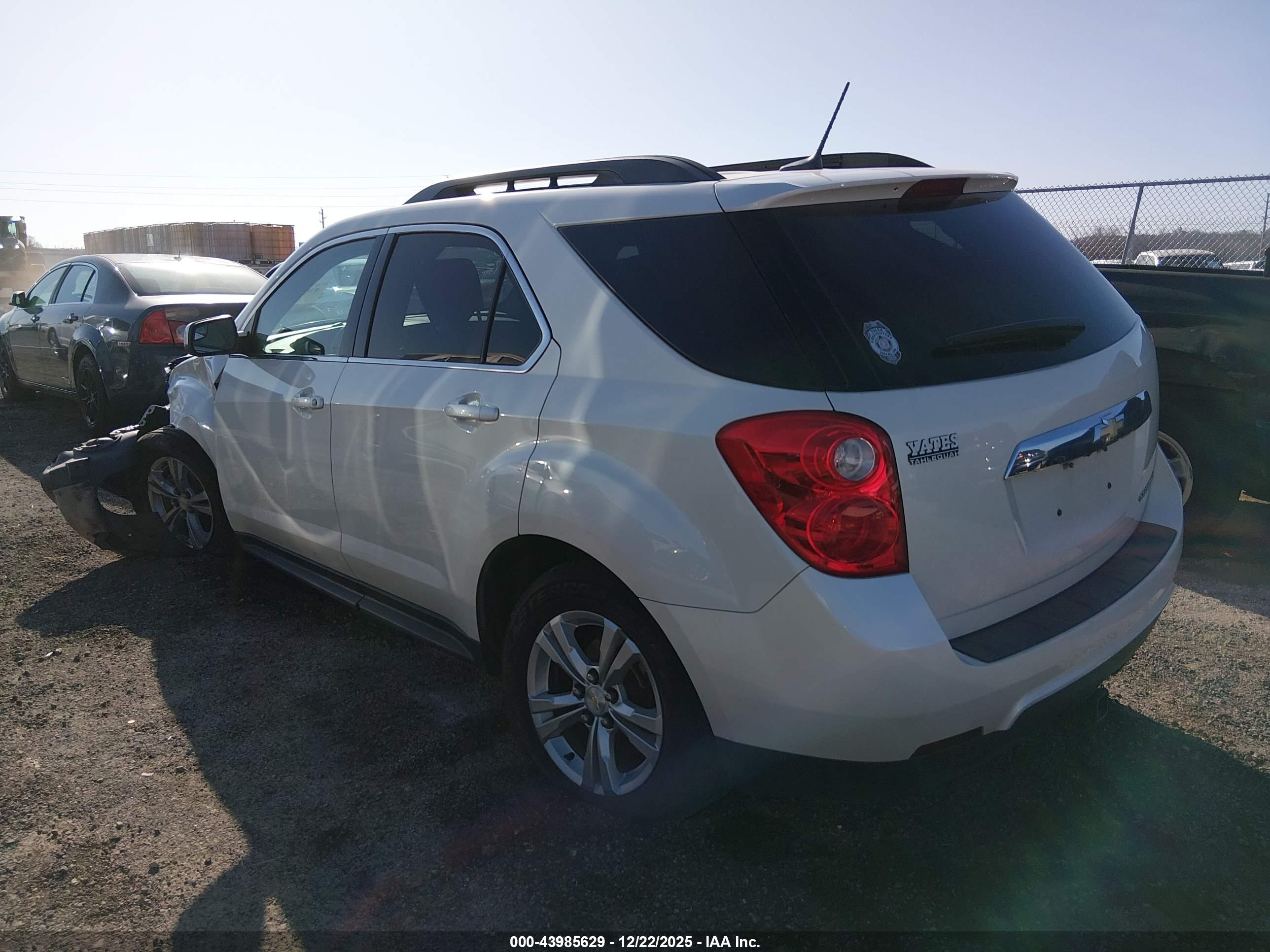 CHEVROLET EQUINOX image 3