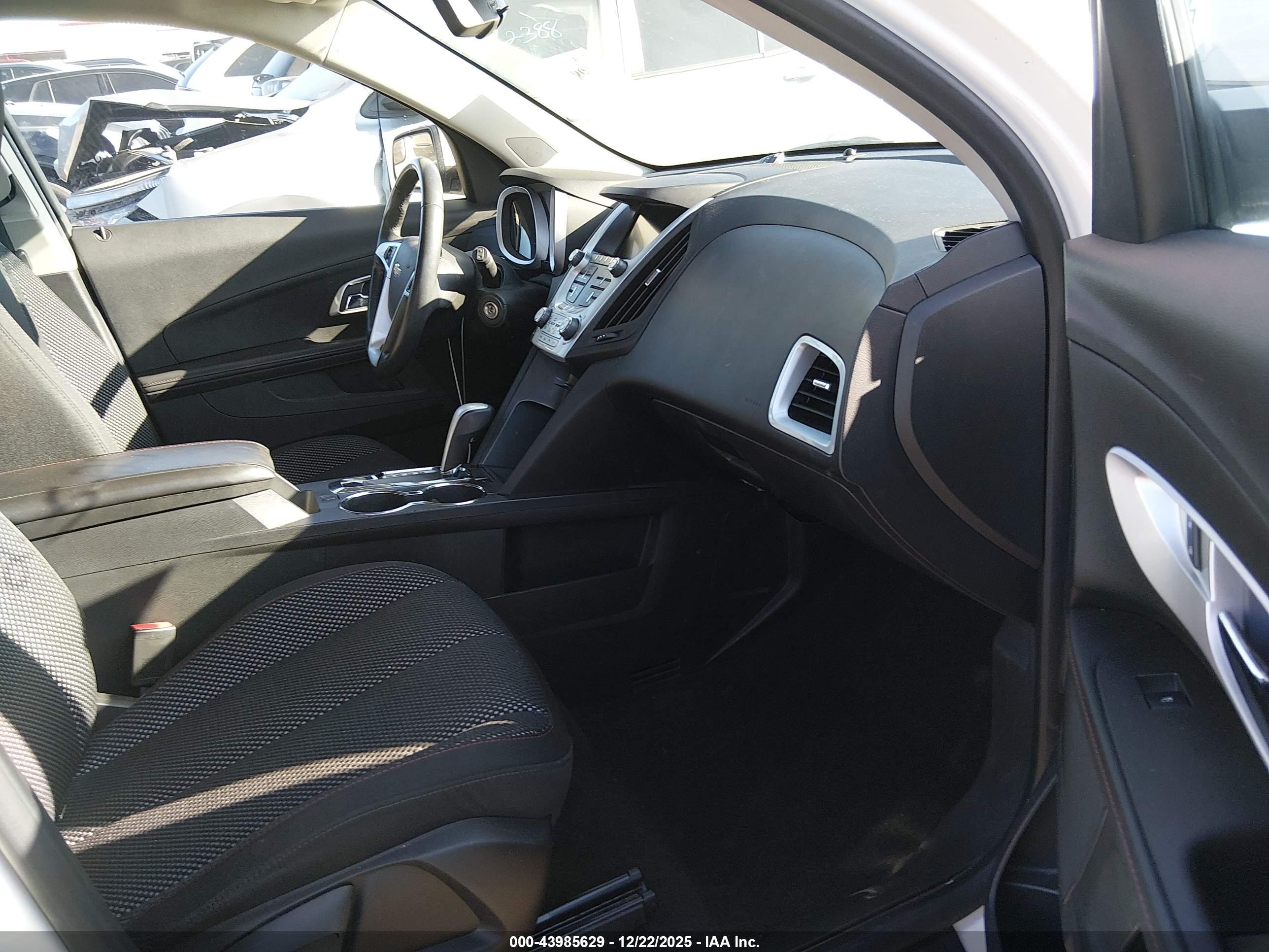 CHEVROLET EQUINOX image 5