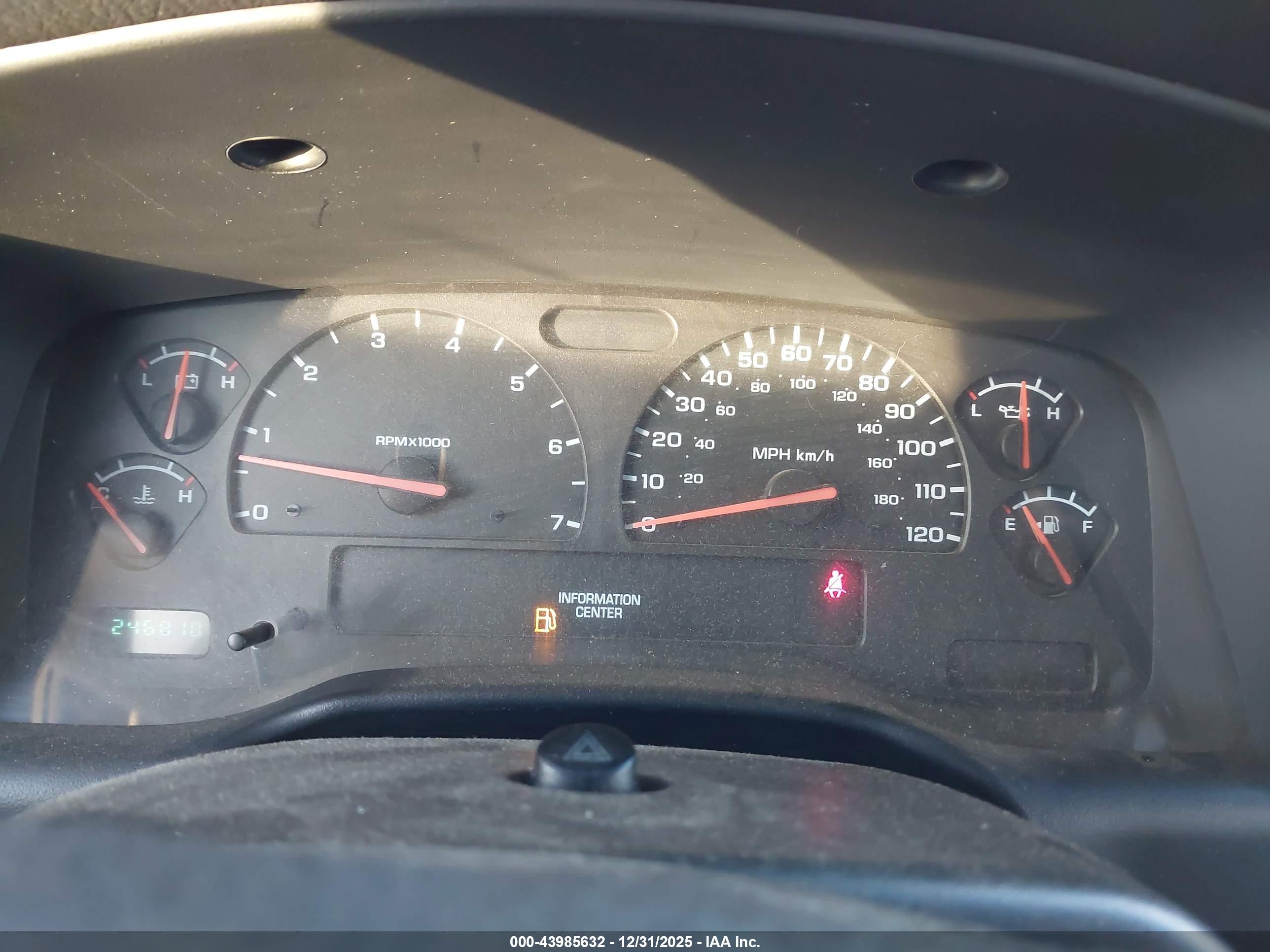 DODGE DAKOTA image 7