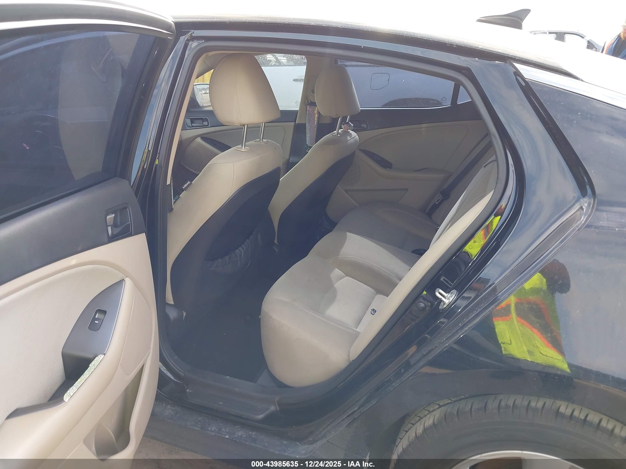 KIA OPTIMA image 8