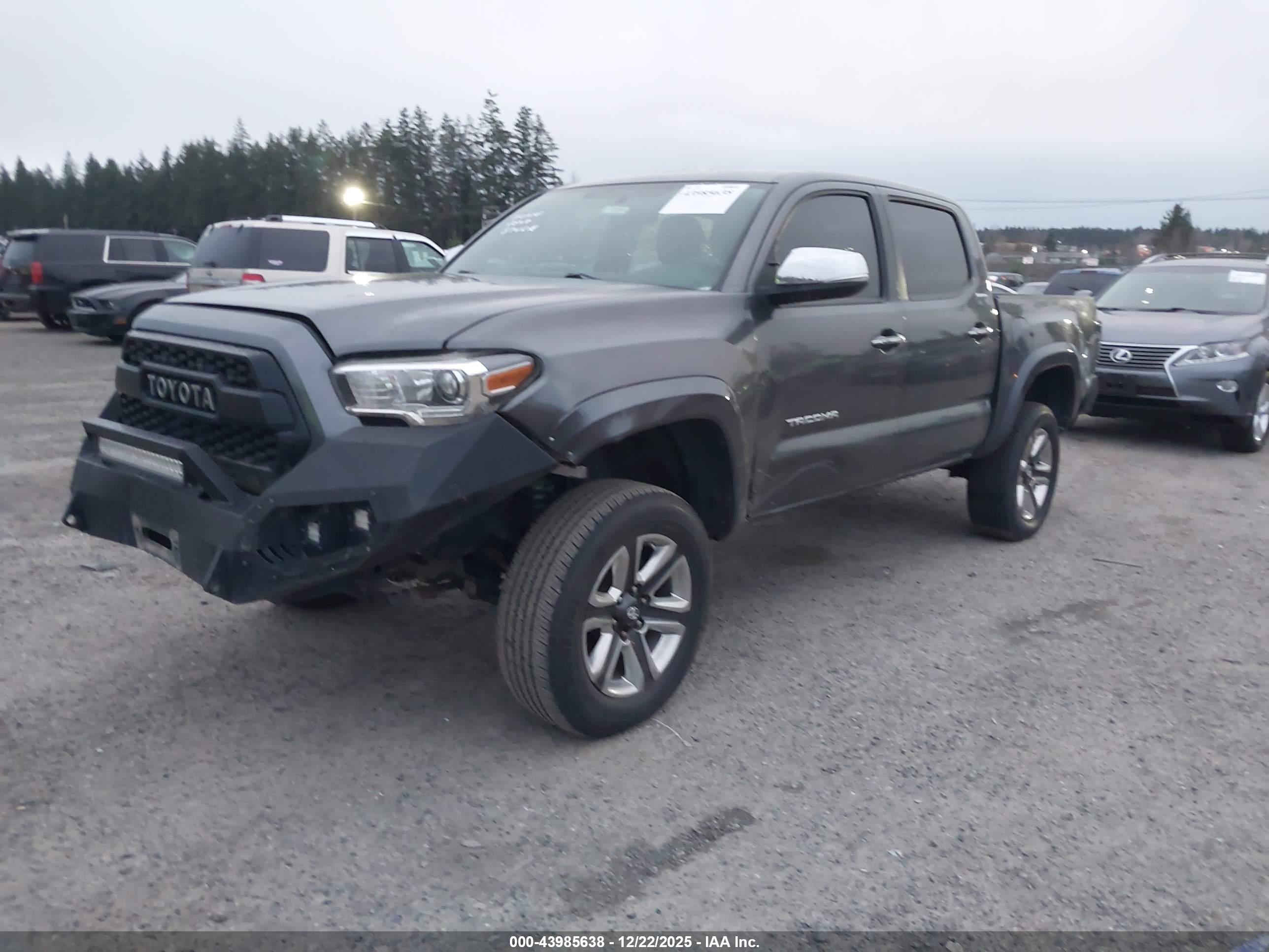 TOYOTA TACOMA image 2