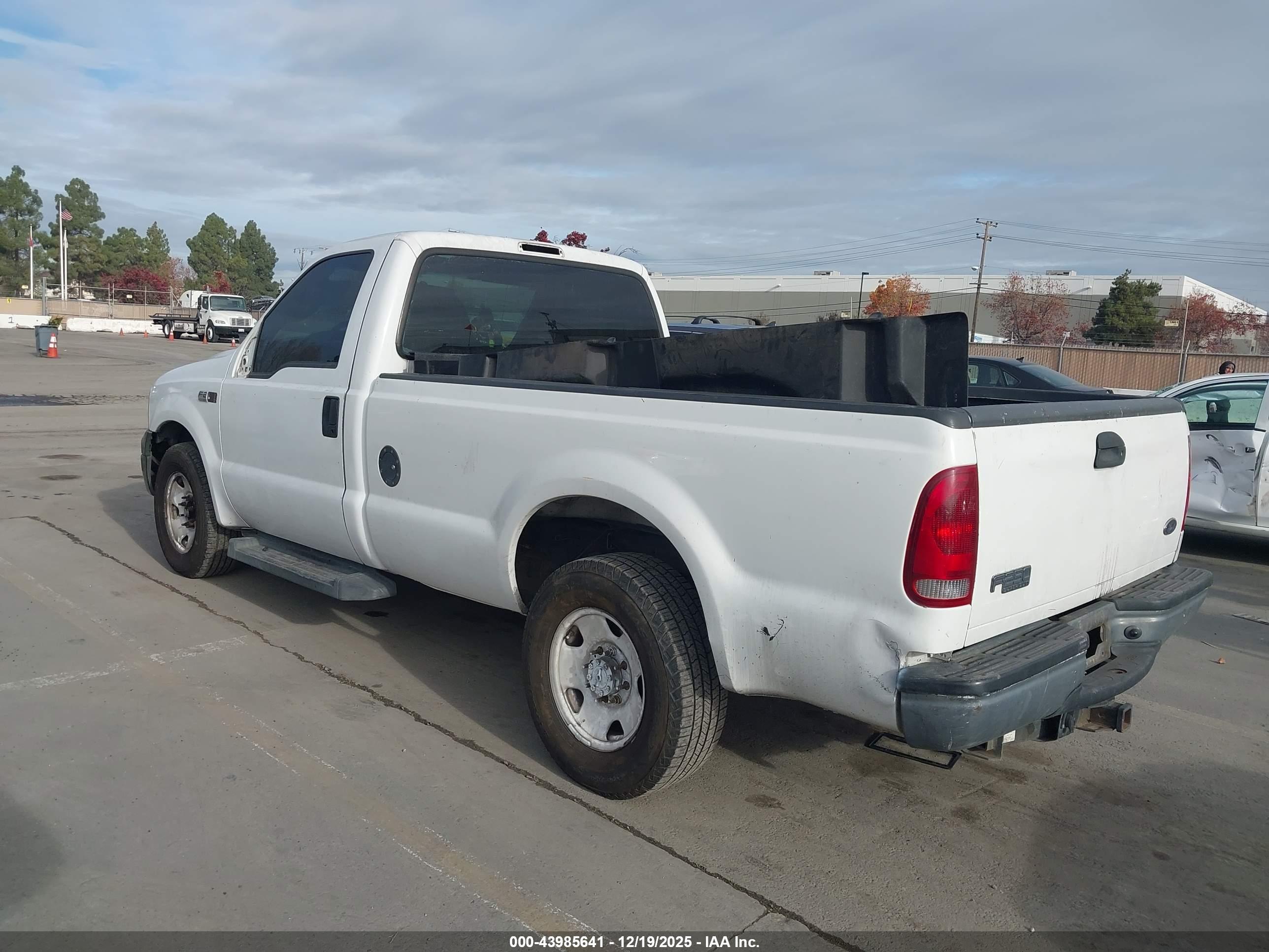 FORD F-250 image 3