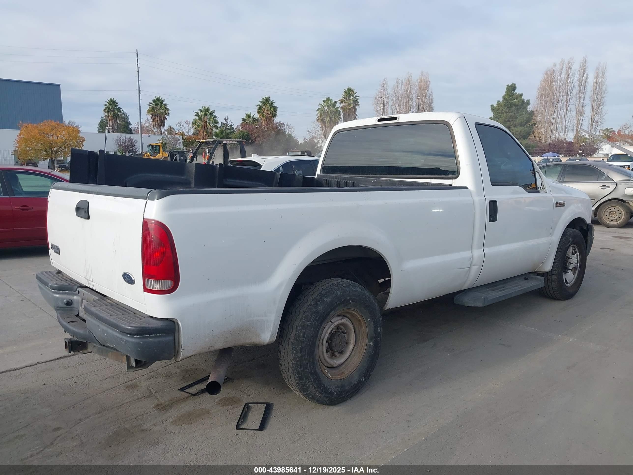 FORD F-250 image 4