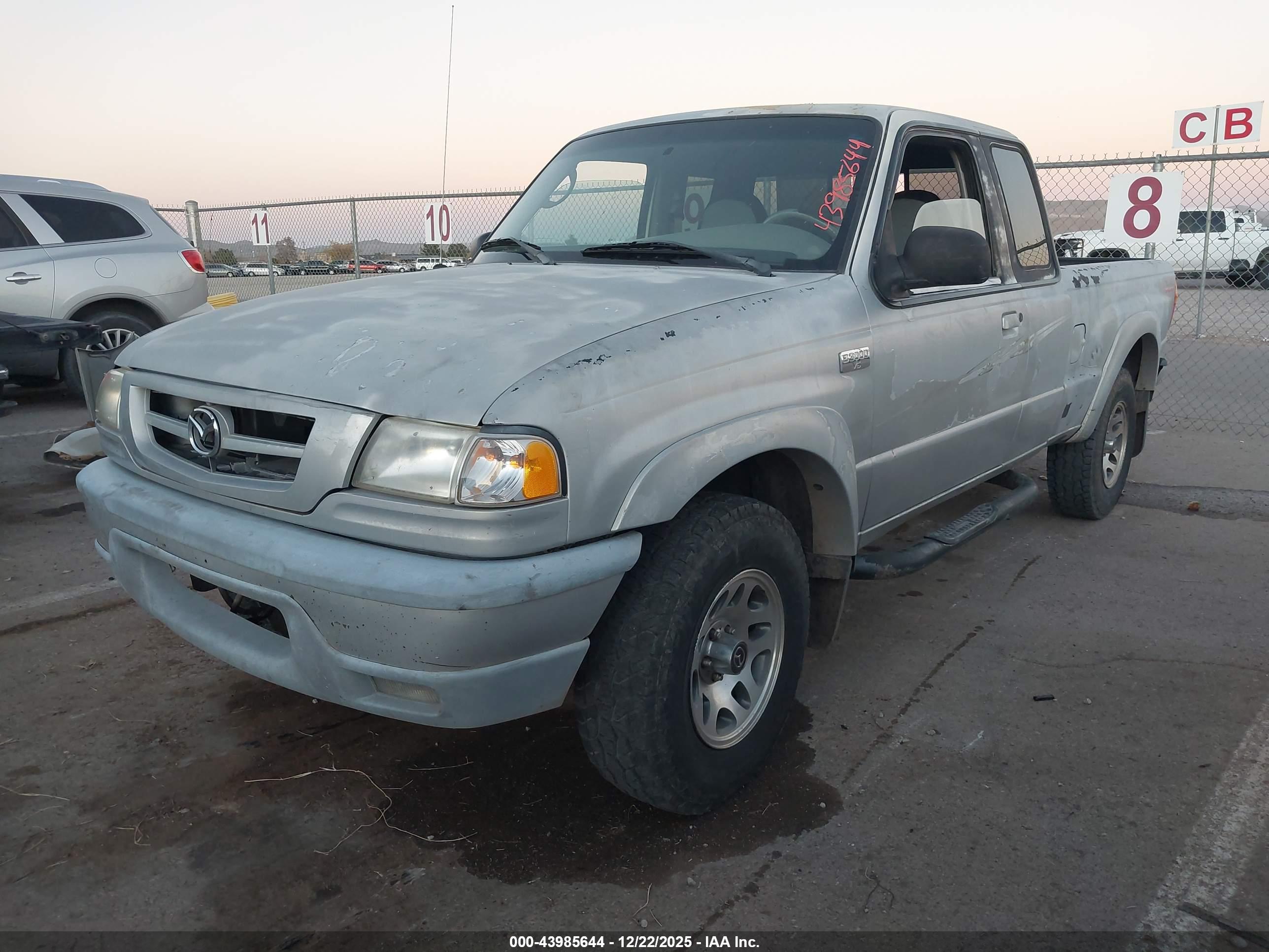 MAZDA B3000 image 2