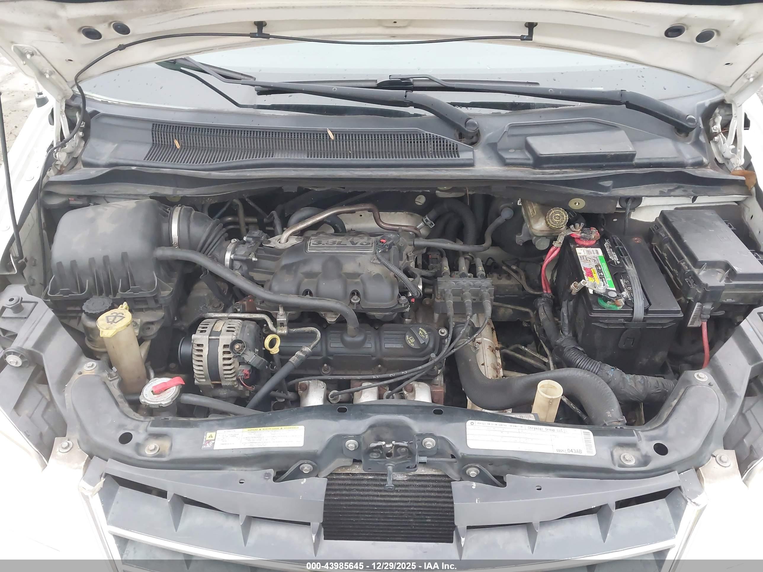 CHRYSLER TOWN image 10