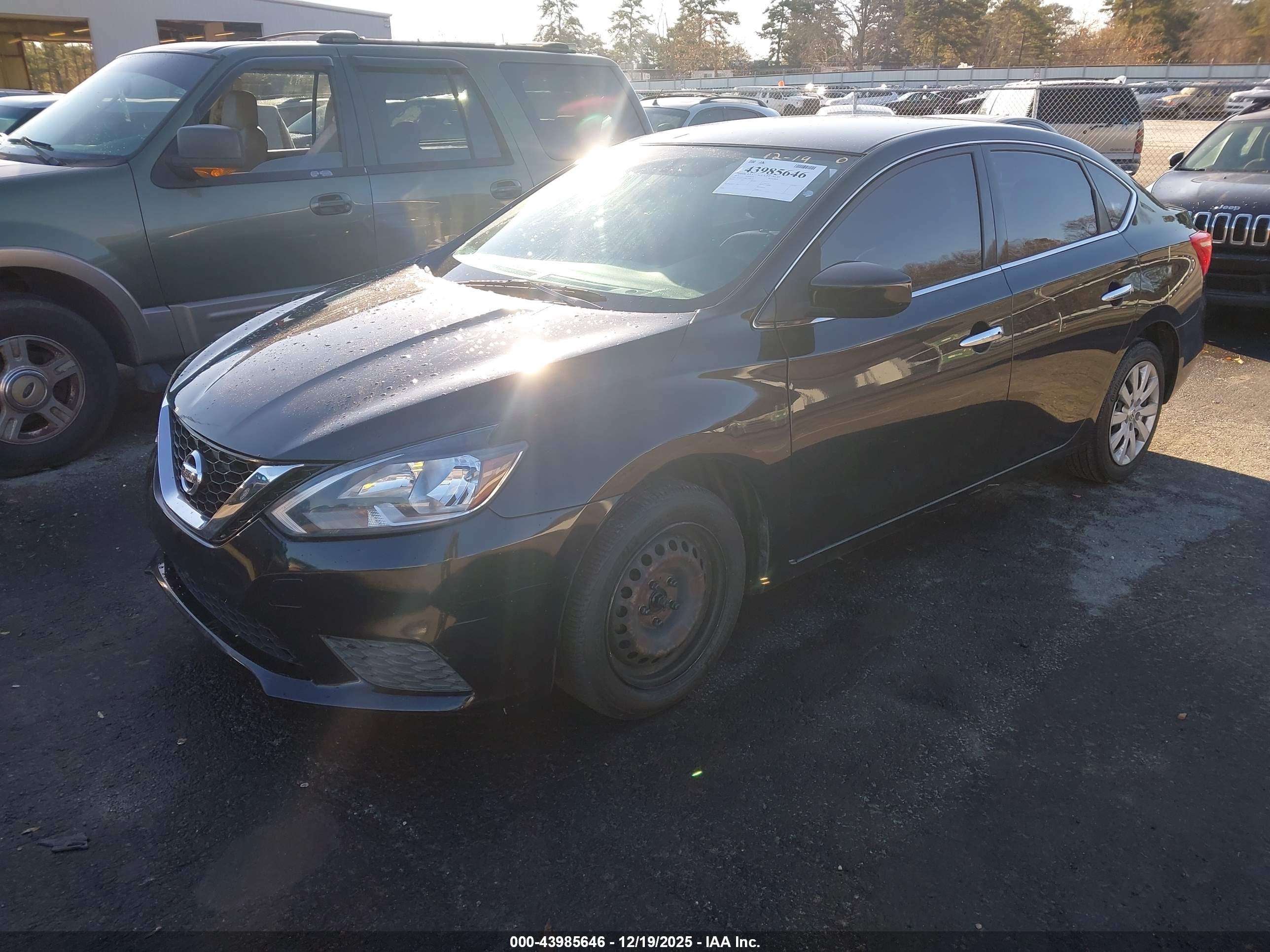 NISSAN SENTRA image 2
