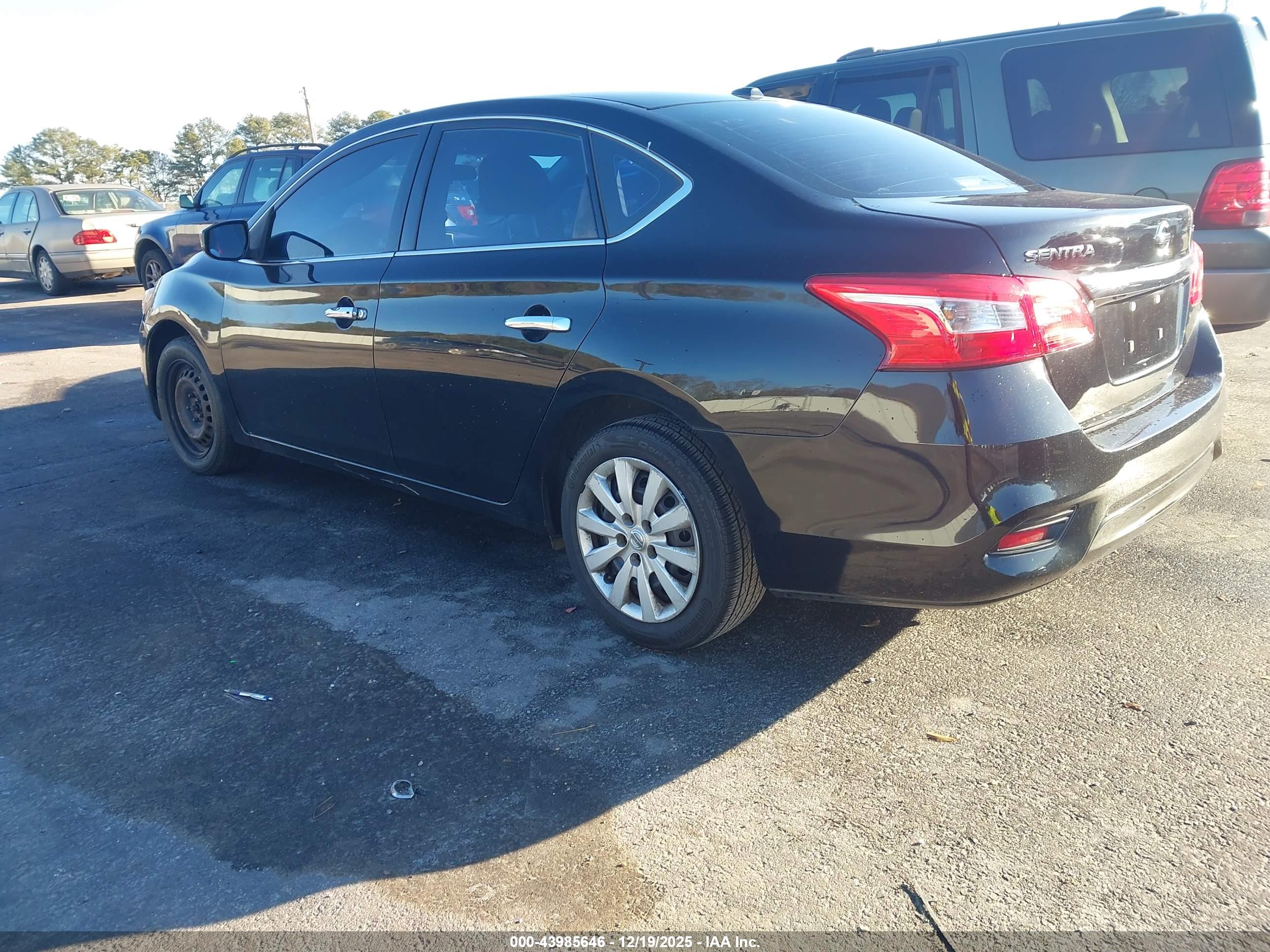 NISSAN SENTRA image 3