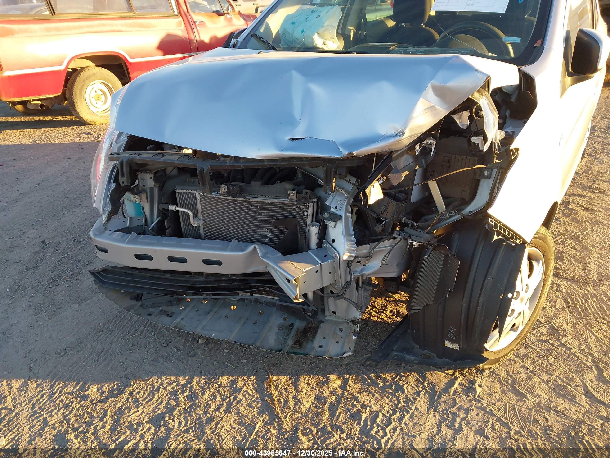 MITSUBISHI MIRAGE image 6