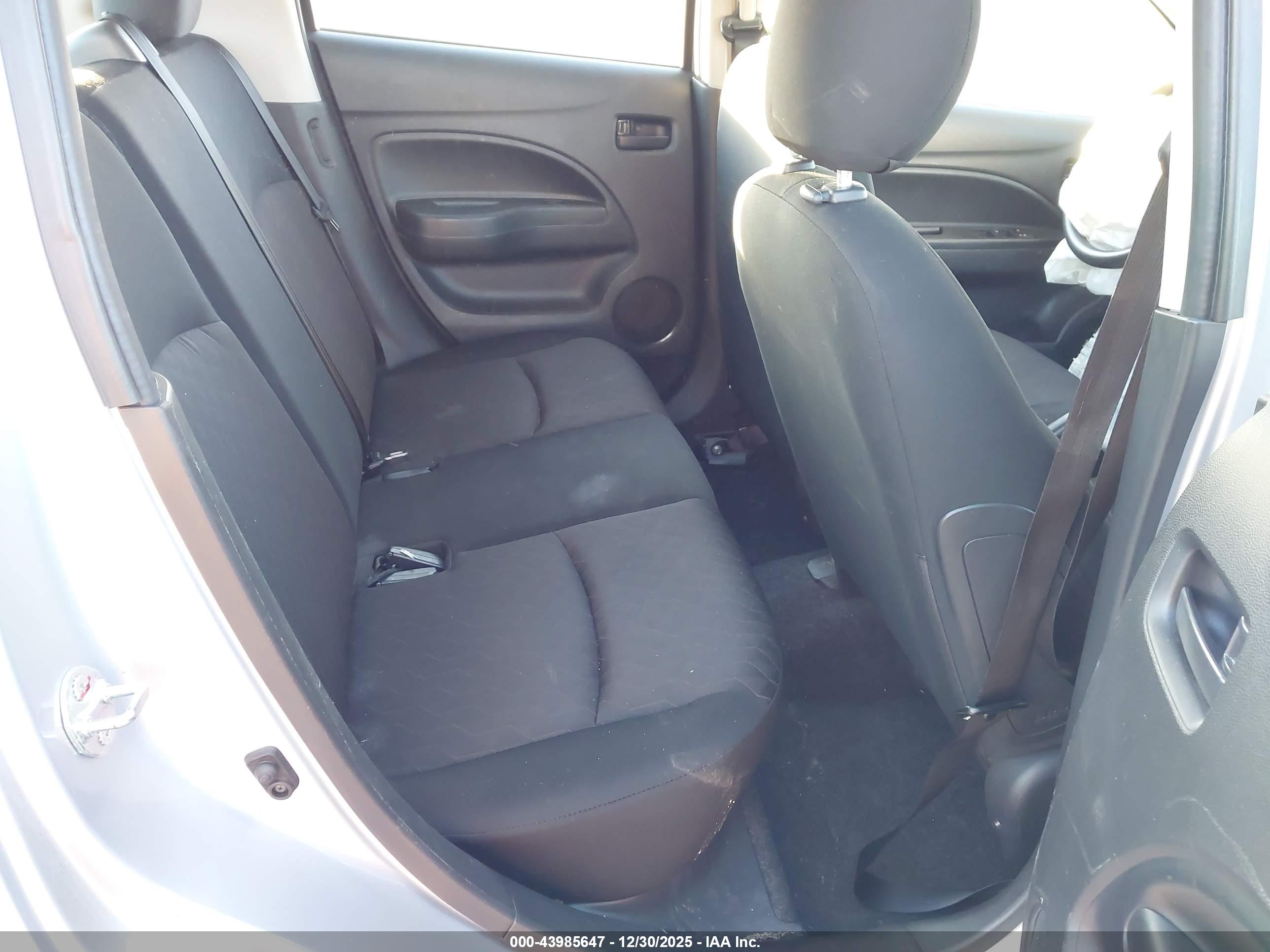 MITSUBISHI MIRAGE image 8