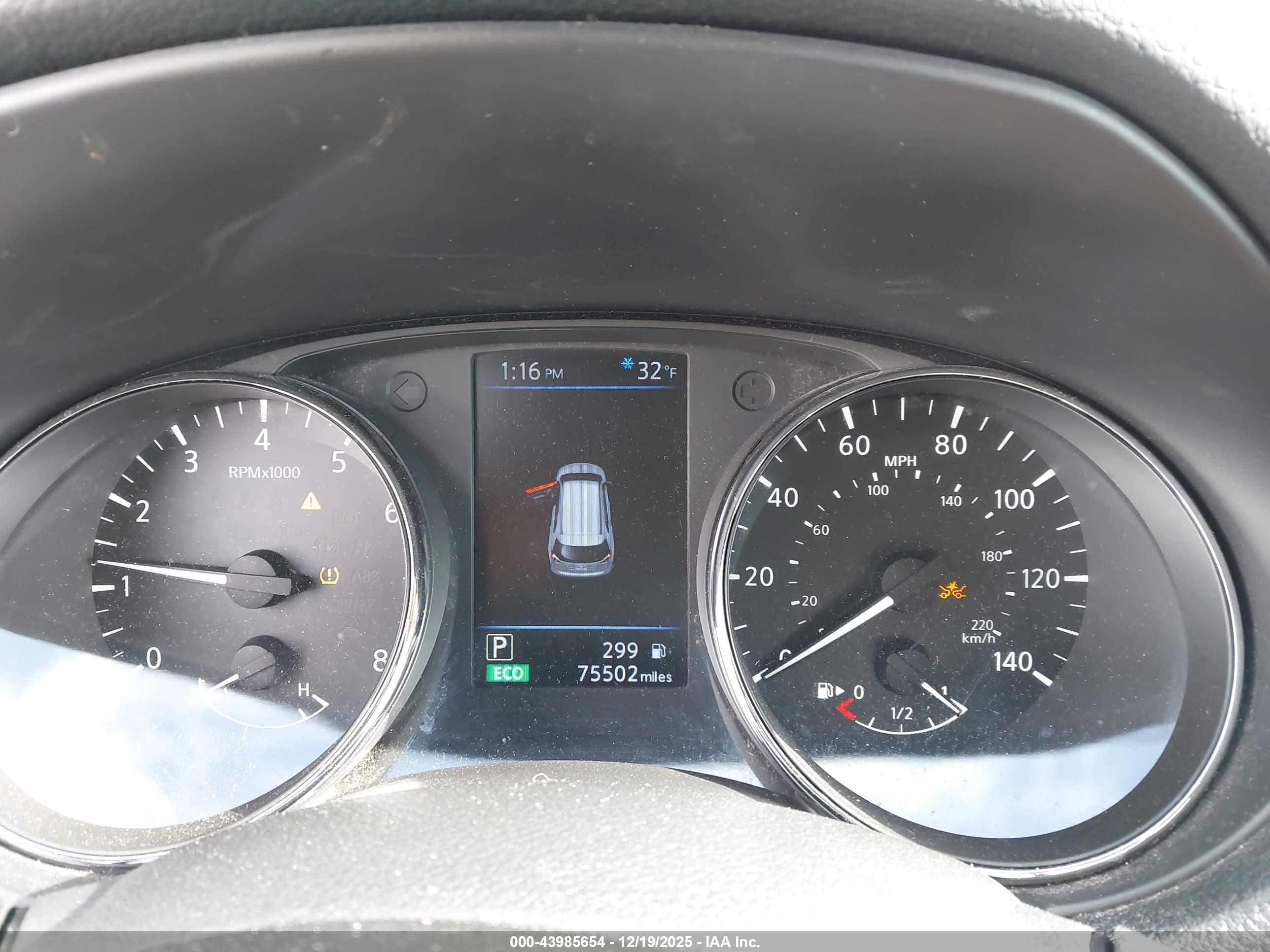 NISSAN ROGUE image 7