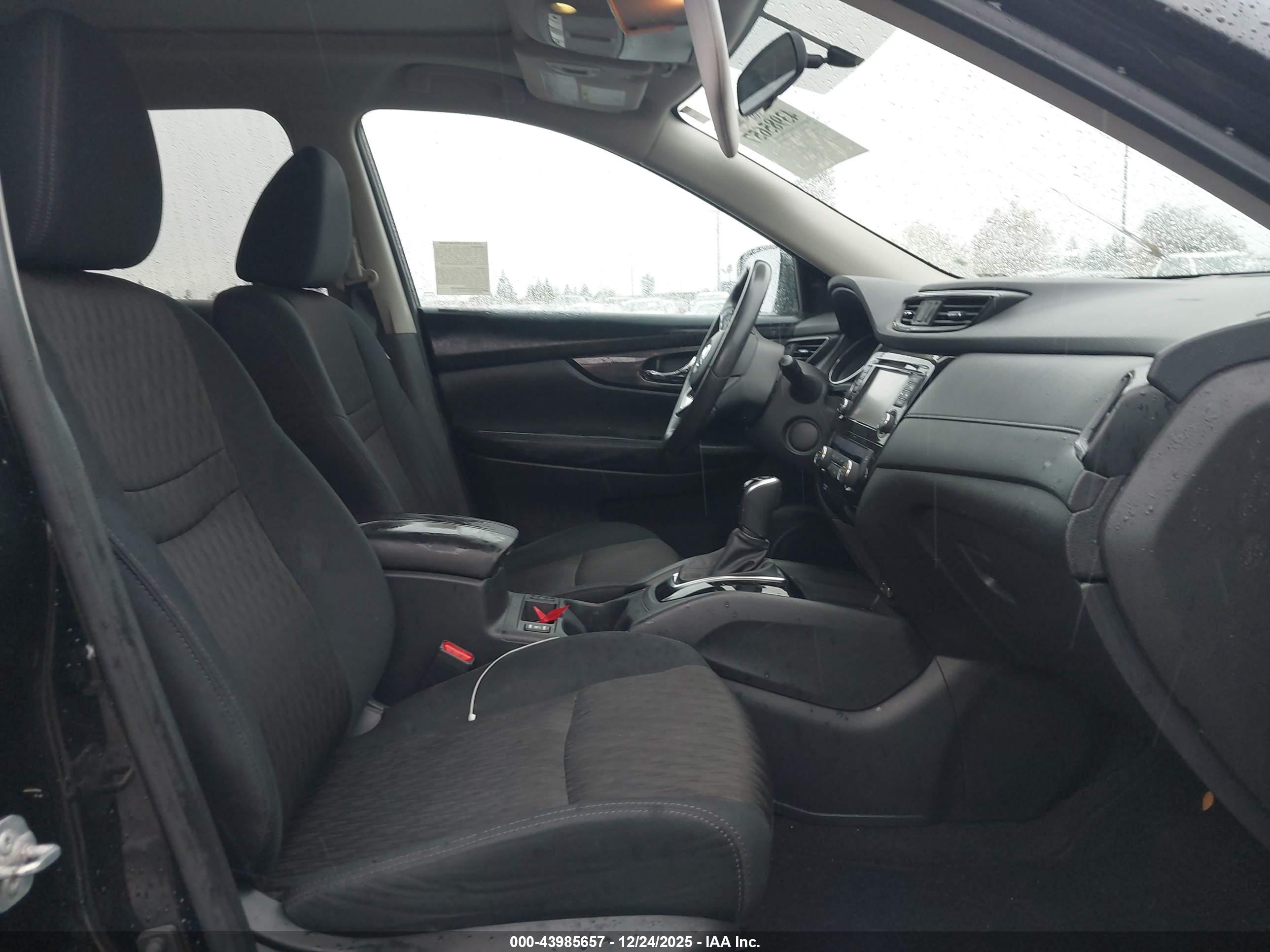 NISSAN ROGUE image 5