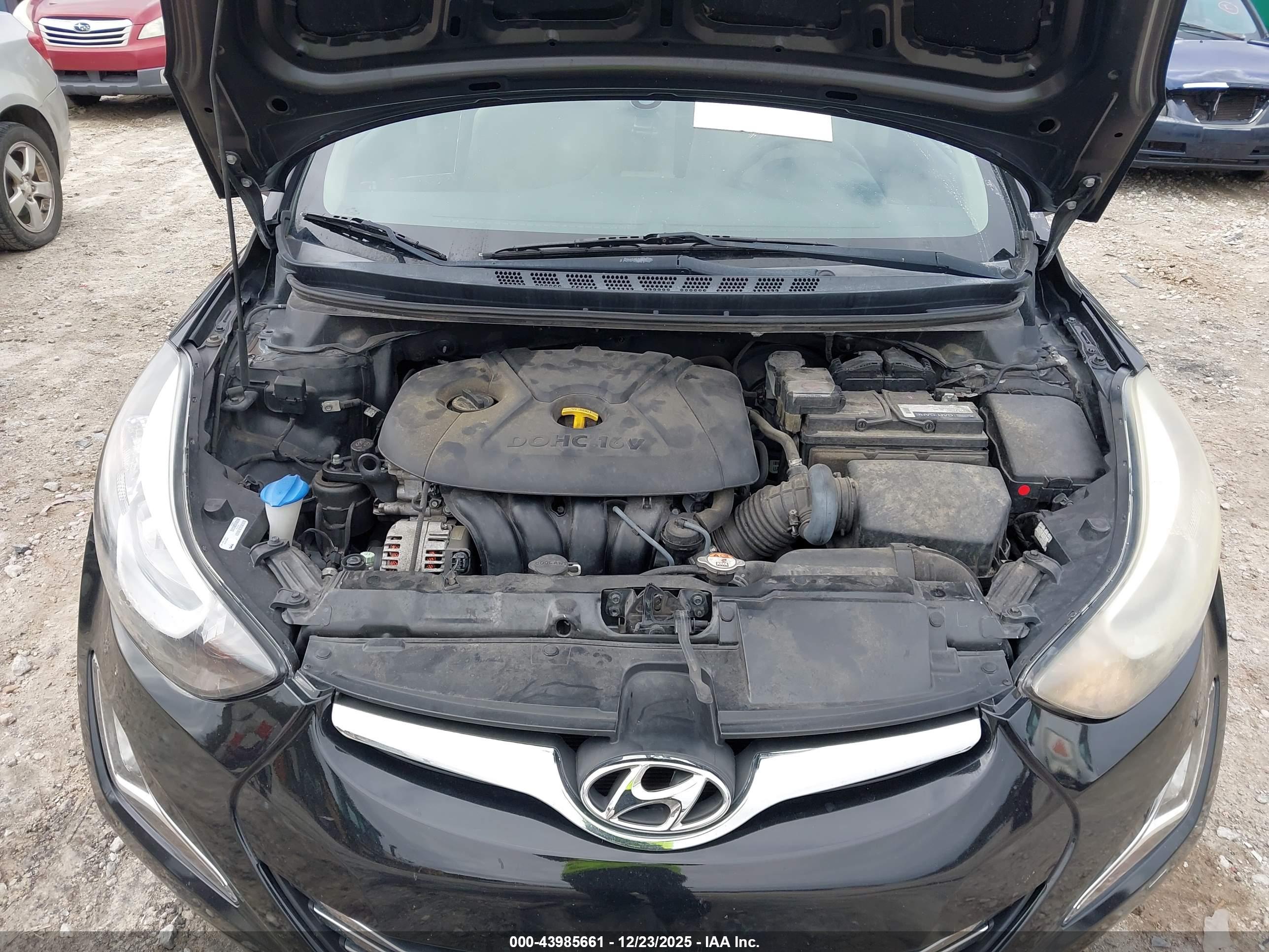 HYUNDAI ELANTRA image 10