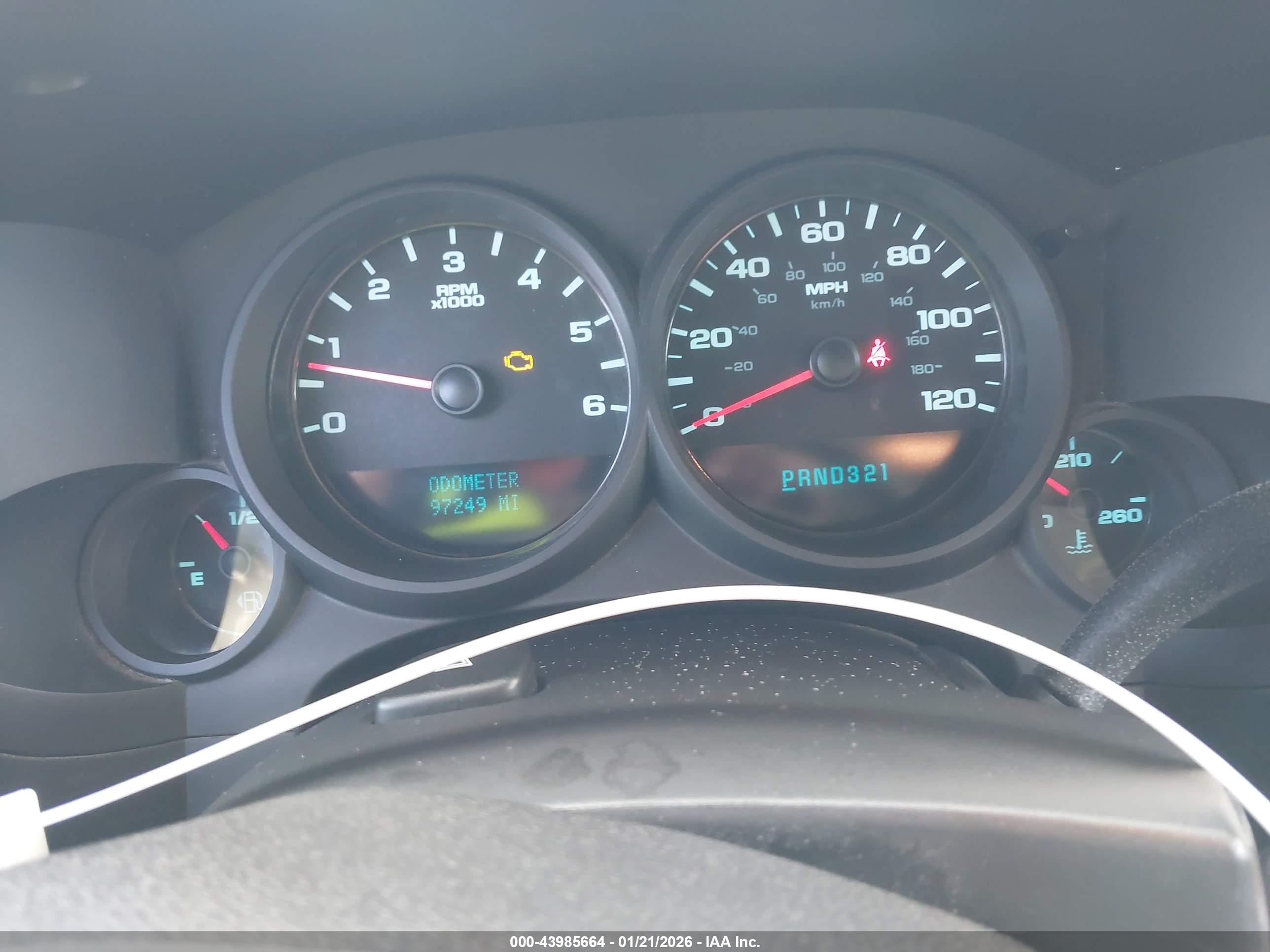 CHEVROLET SILVERADO image 7