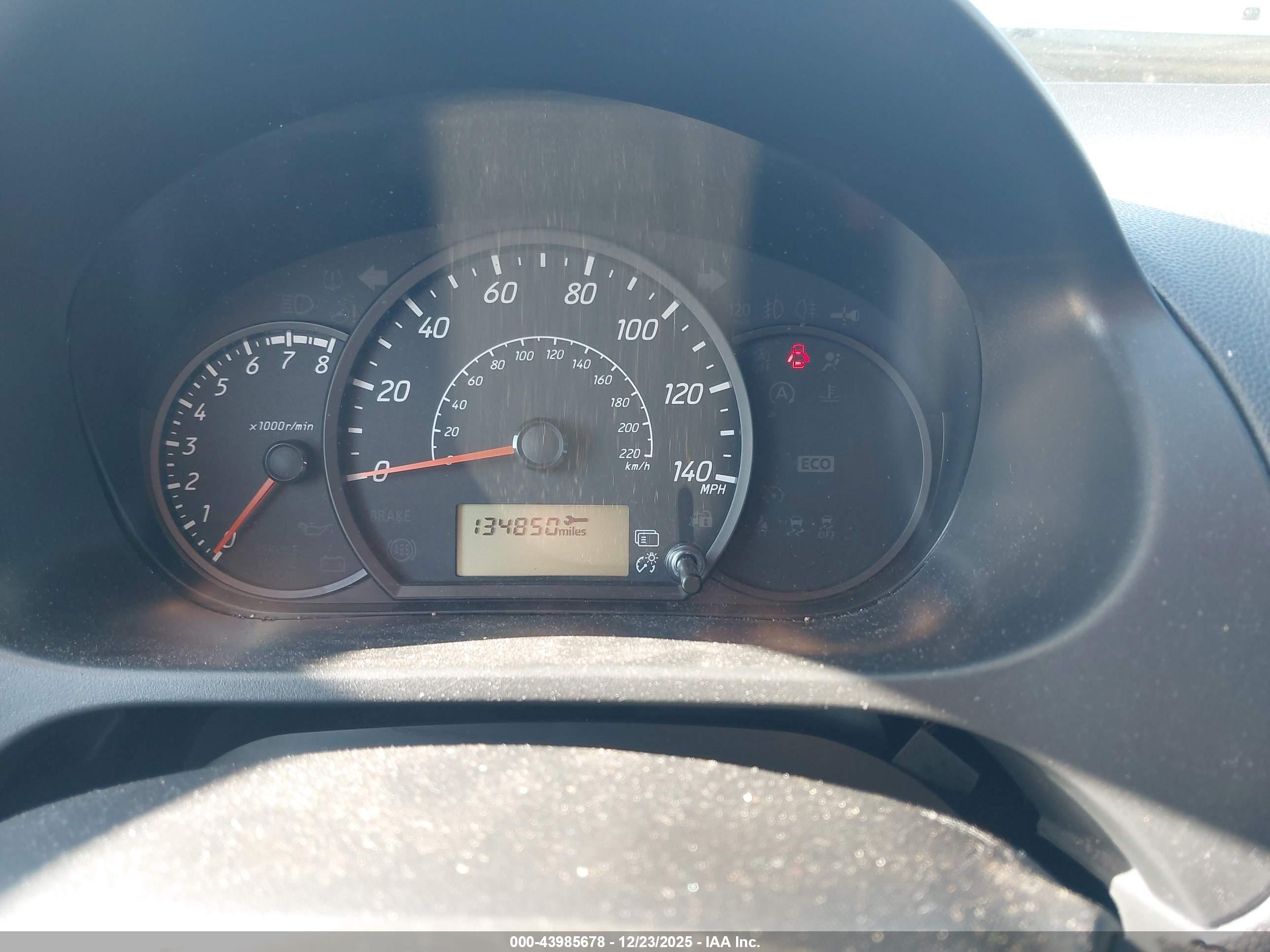 MITSUBISHI MIRAGE image 7