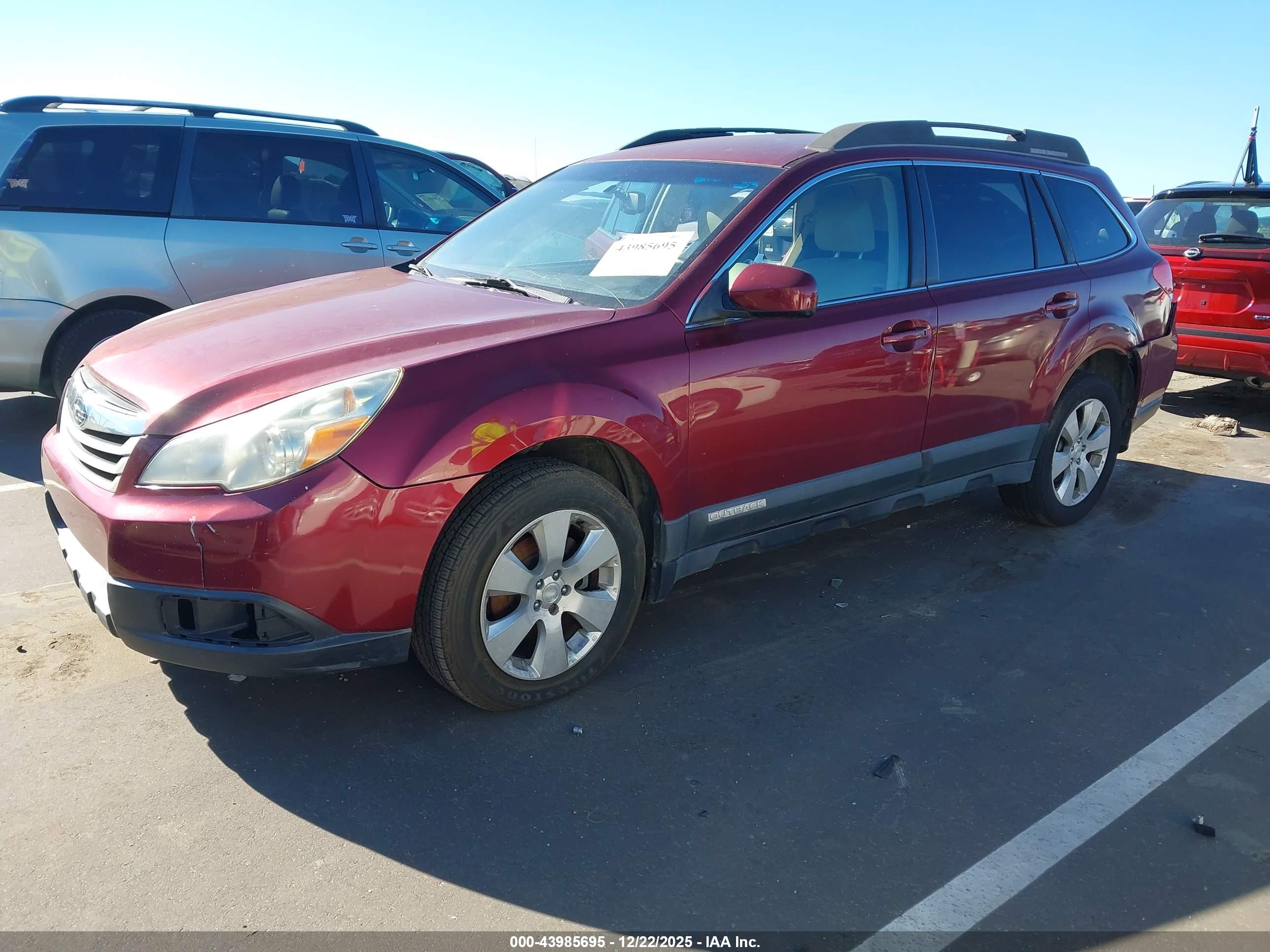 SUBARU OUTBACK image 2