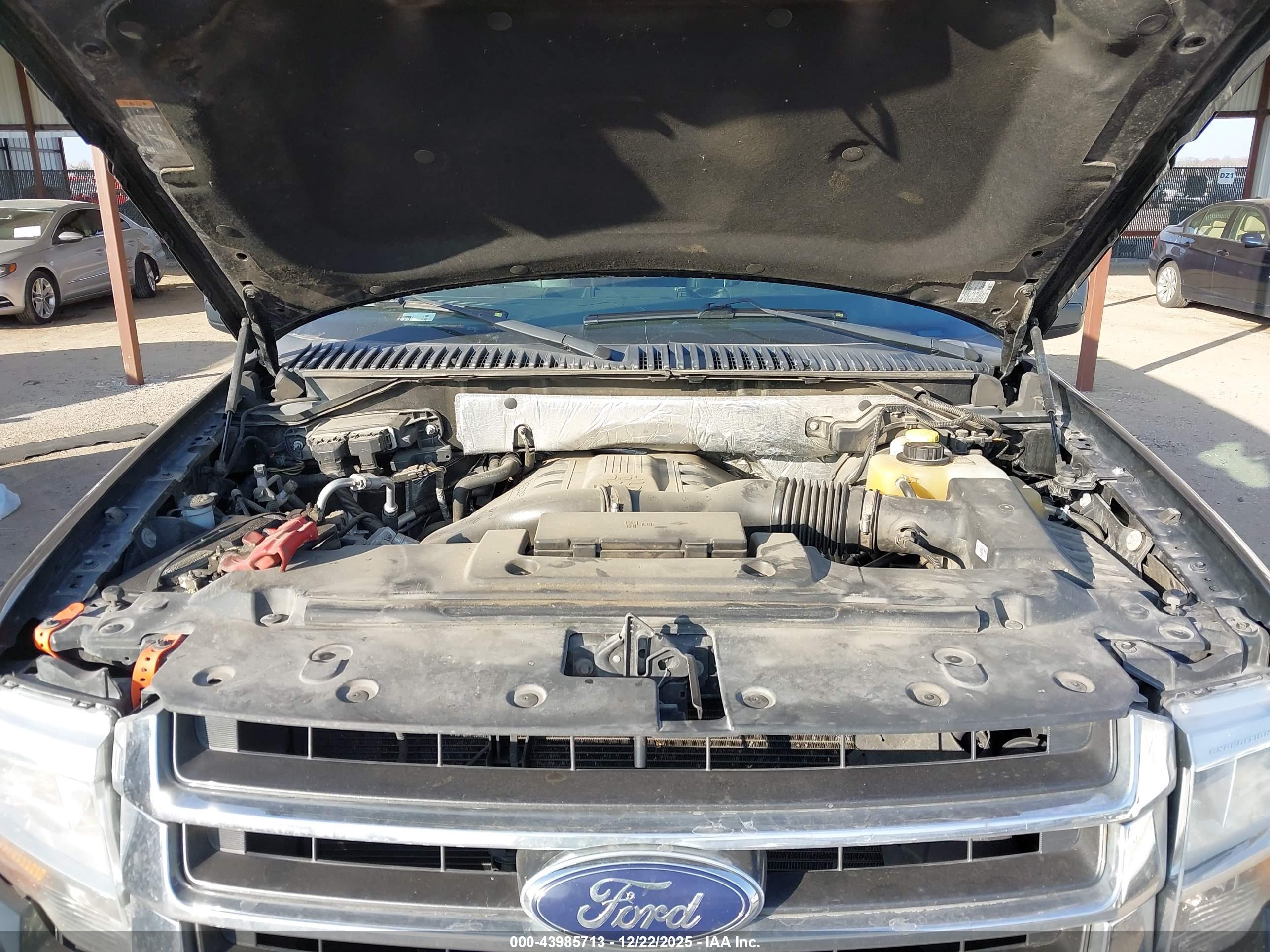 FORD EXPEDITION image 10