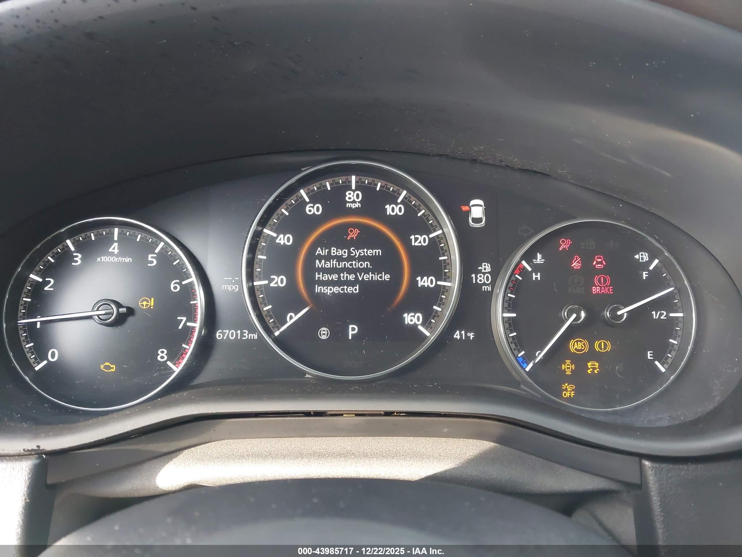 MAZDA CX-30 image 7