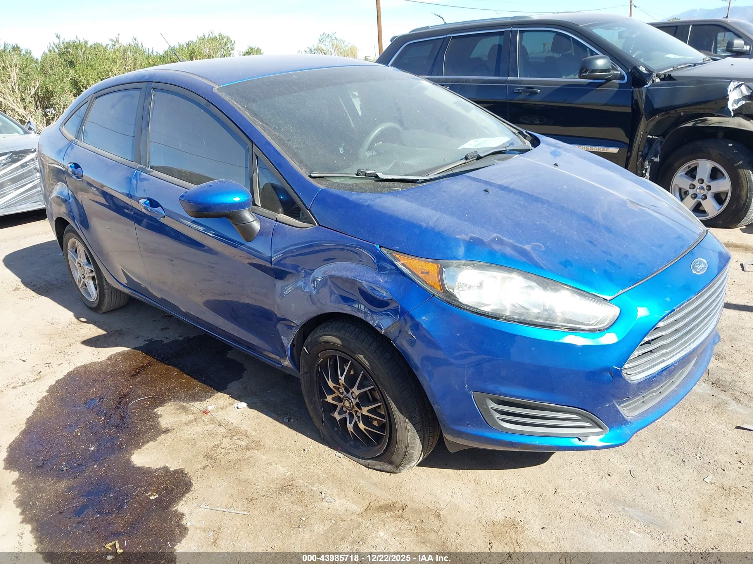 FORD FIESTA image 6
