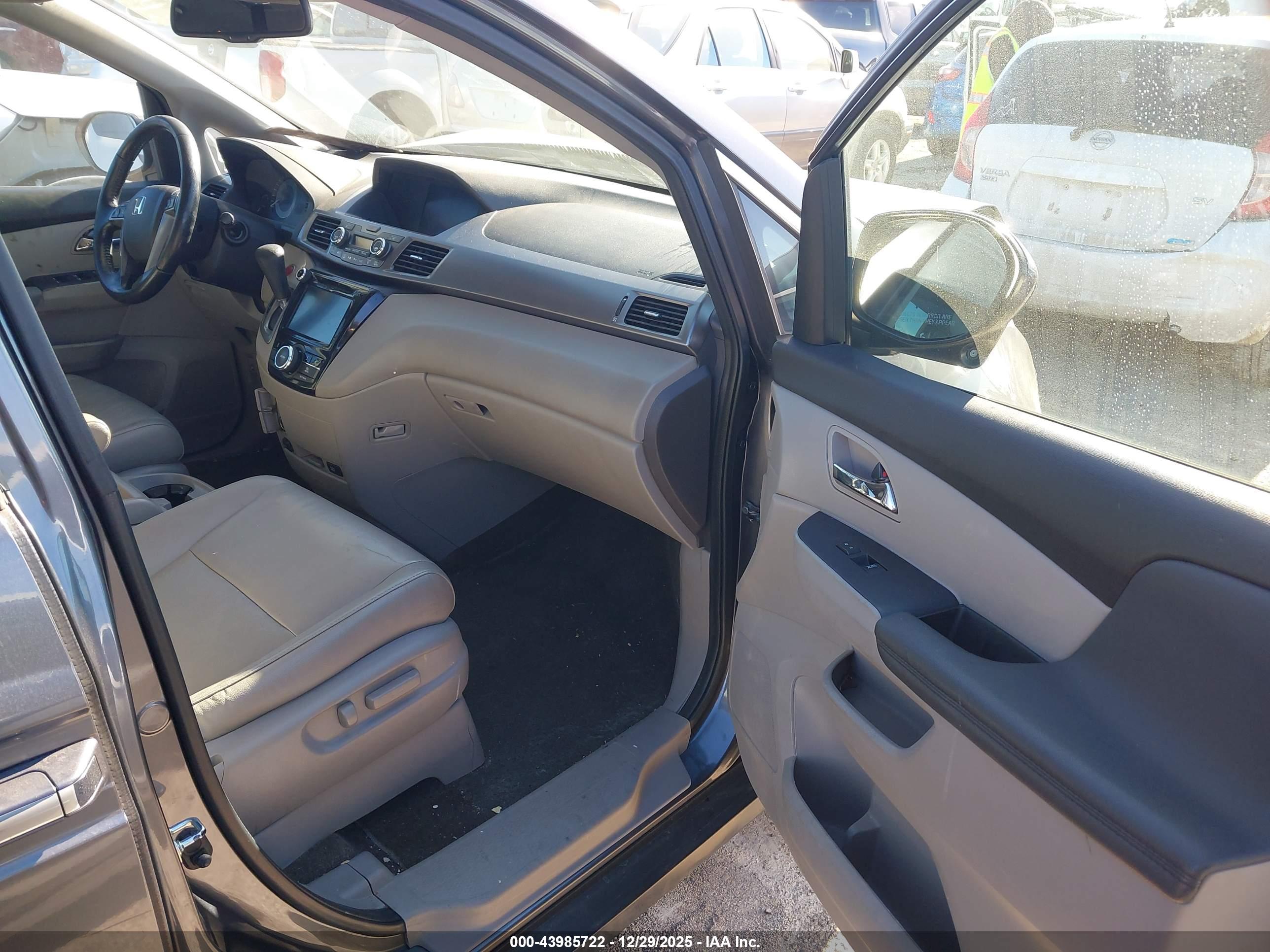 HONDA ODYSSEY image 5