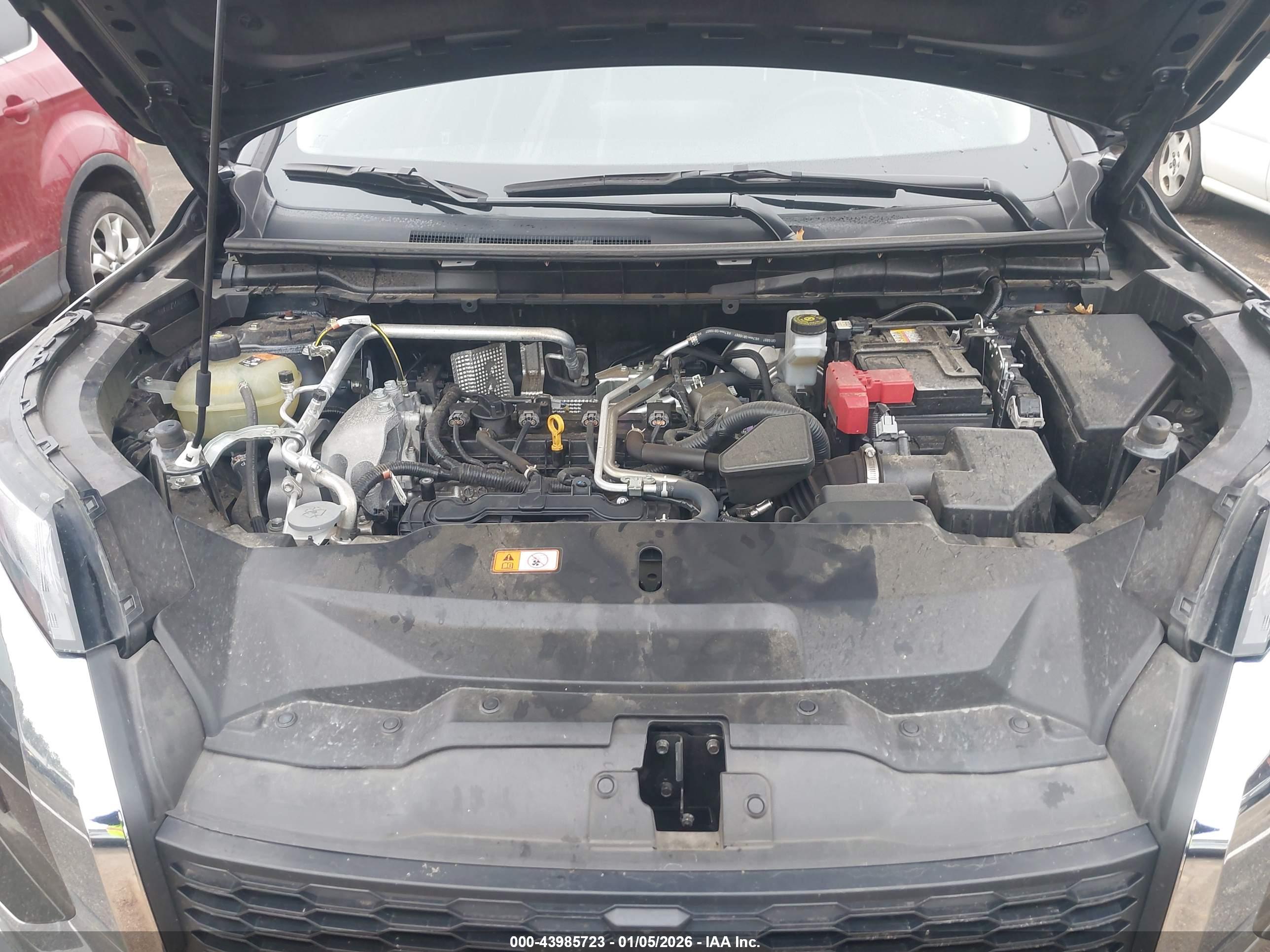 MITSUBISHI OUTLANDER image 10