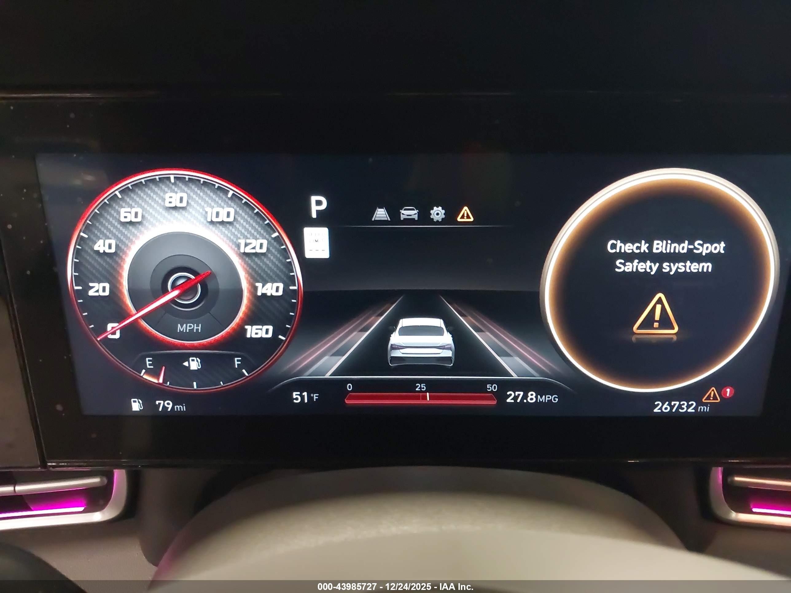 HYUNDAI ELANTRA image 7