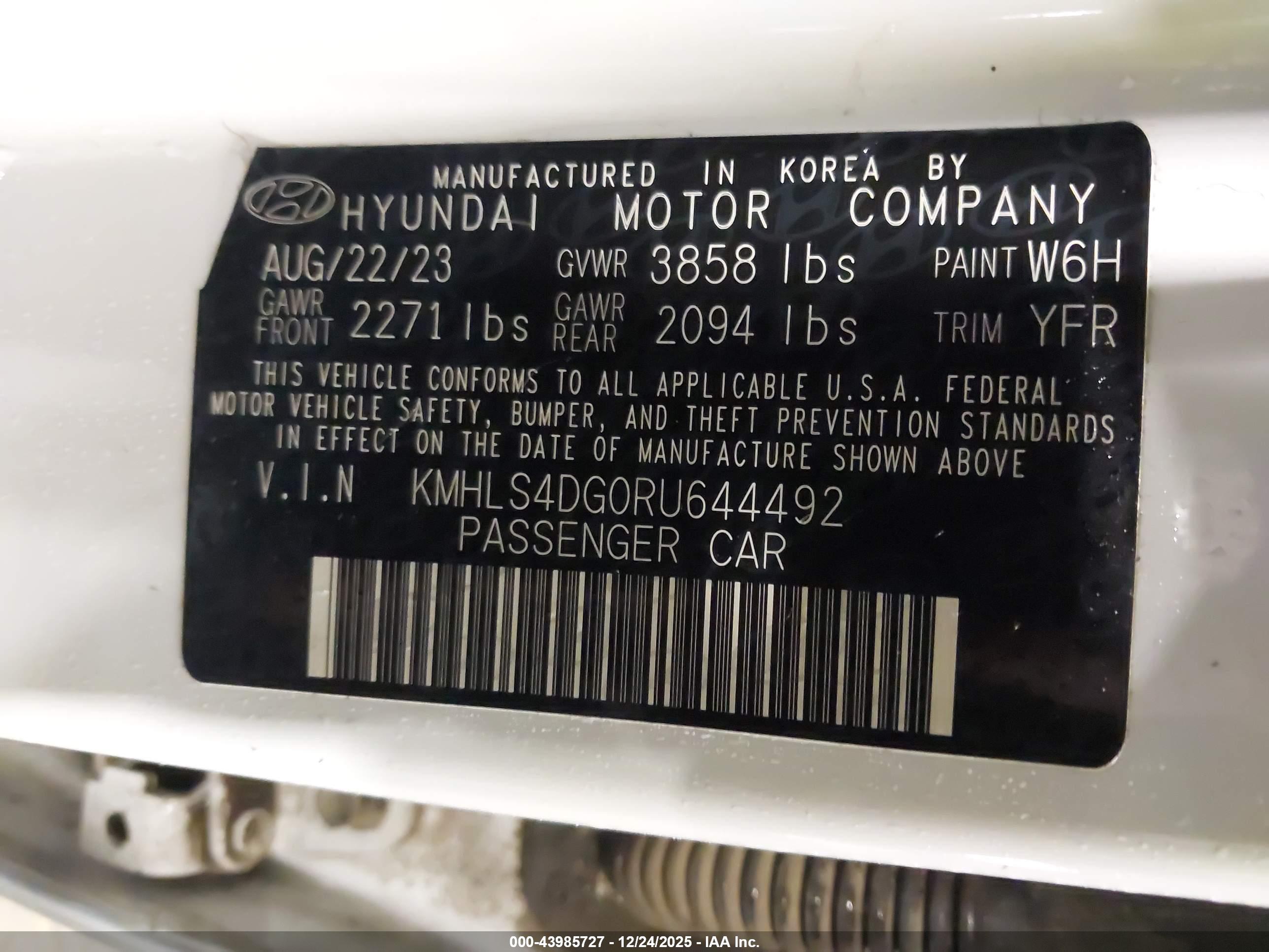 HYUNDAI ELANTRA image 9