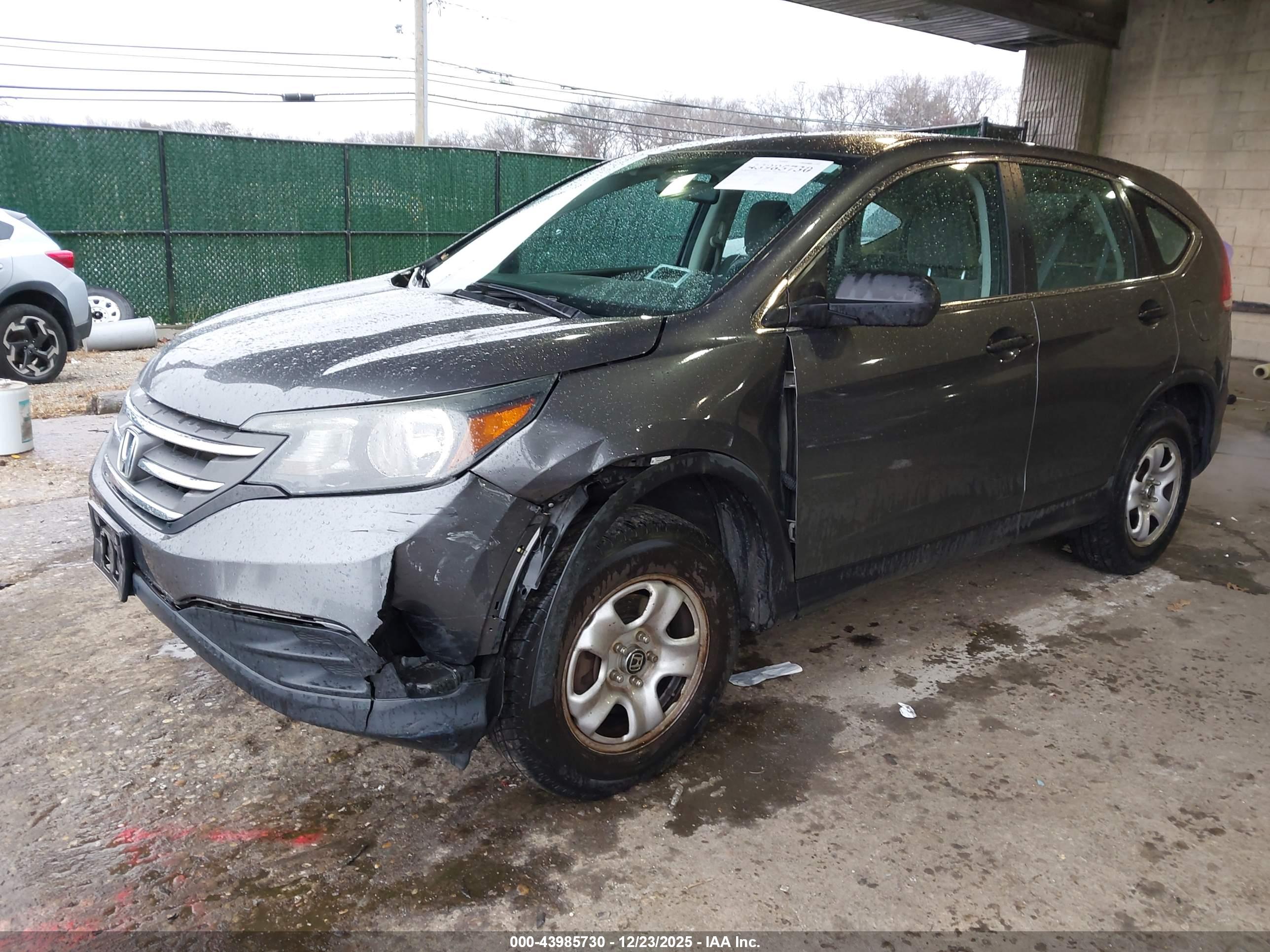 HONDA CR-V image 2