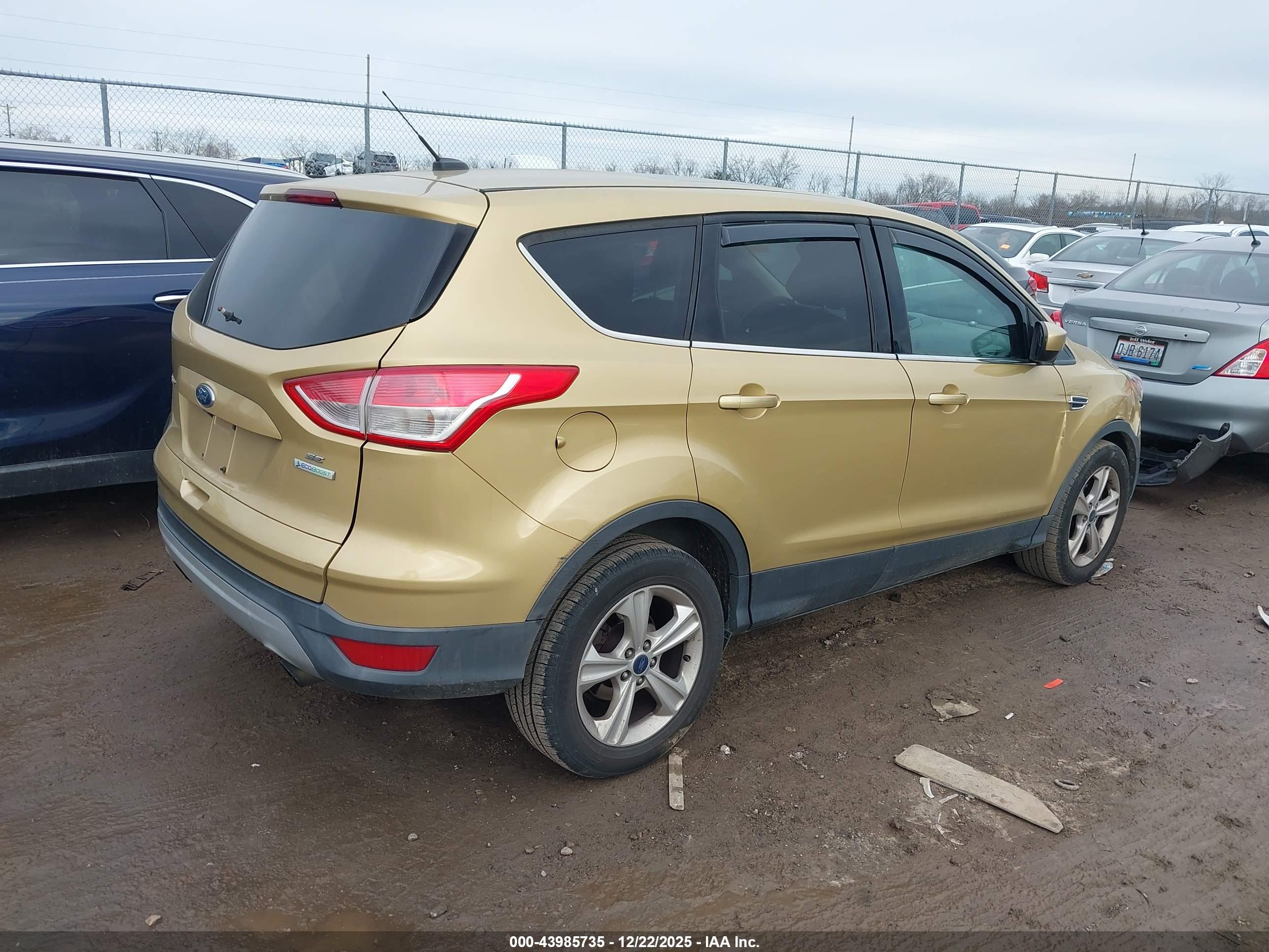 FORD ESCAPE image 4