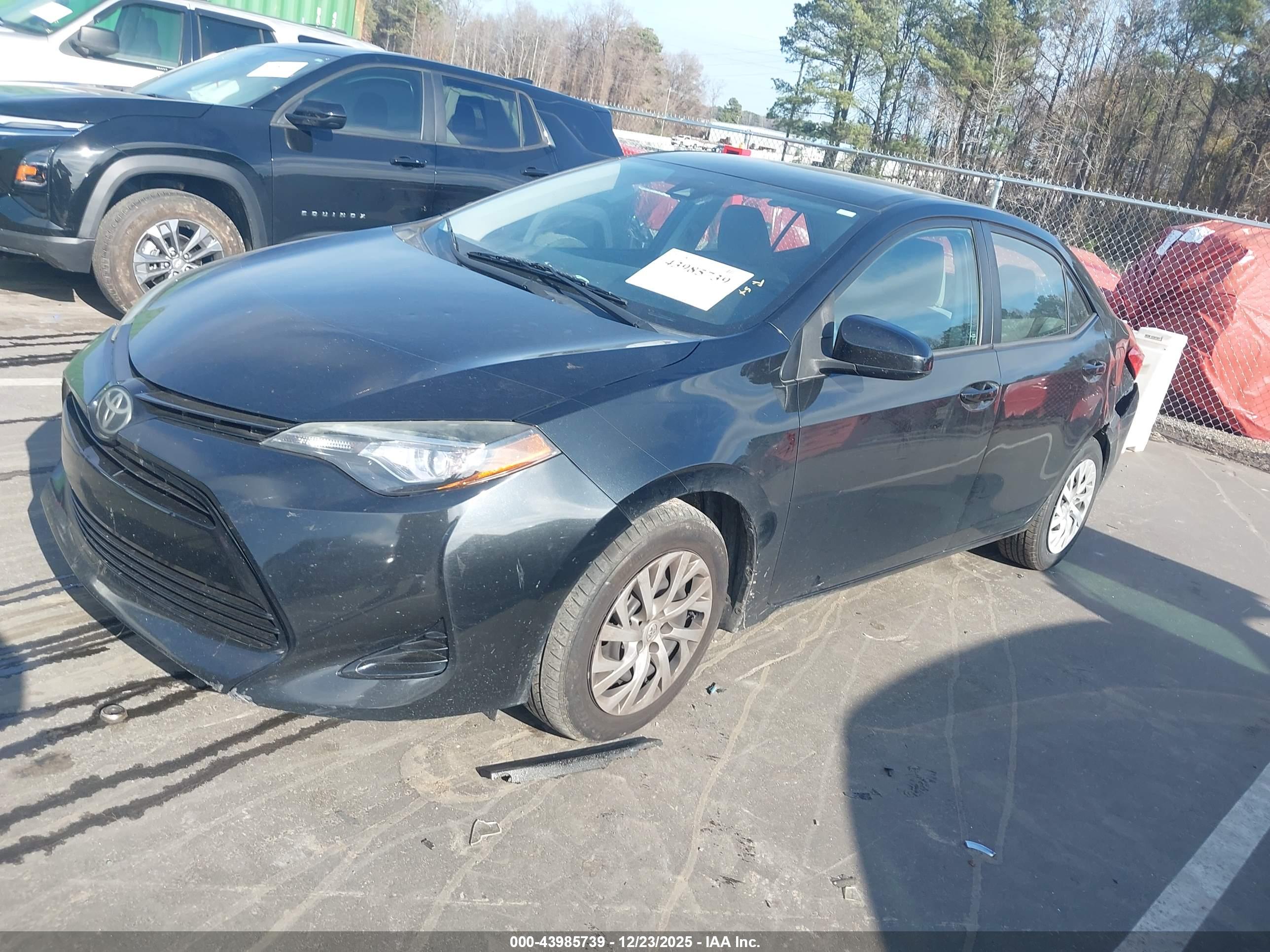 TOYOTA COROLLA image 2