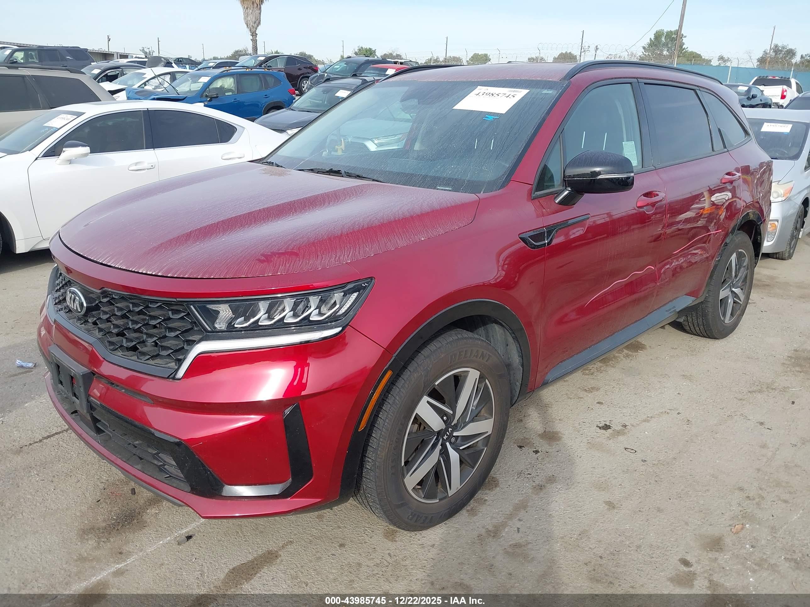 KIA SORENTO image 2