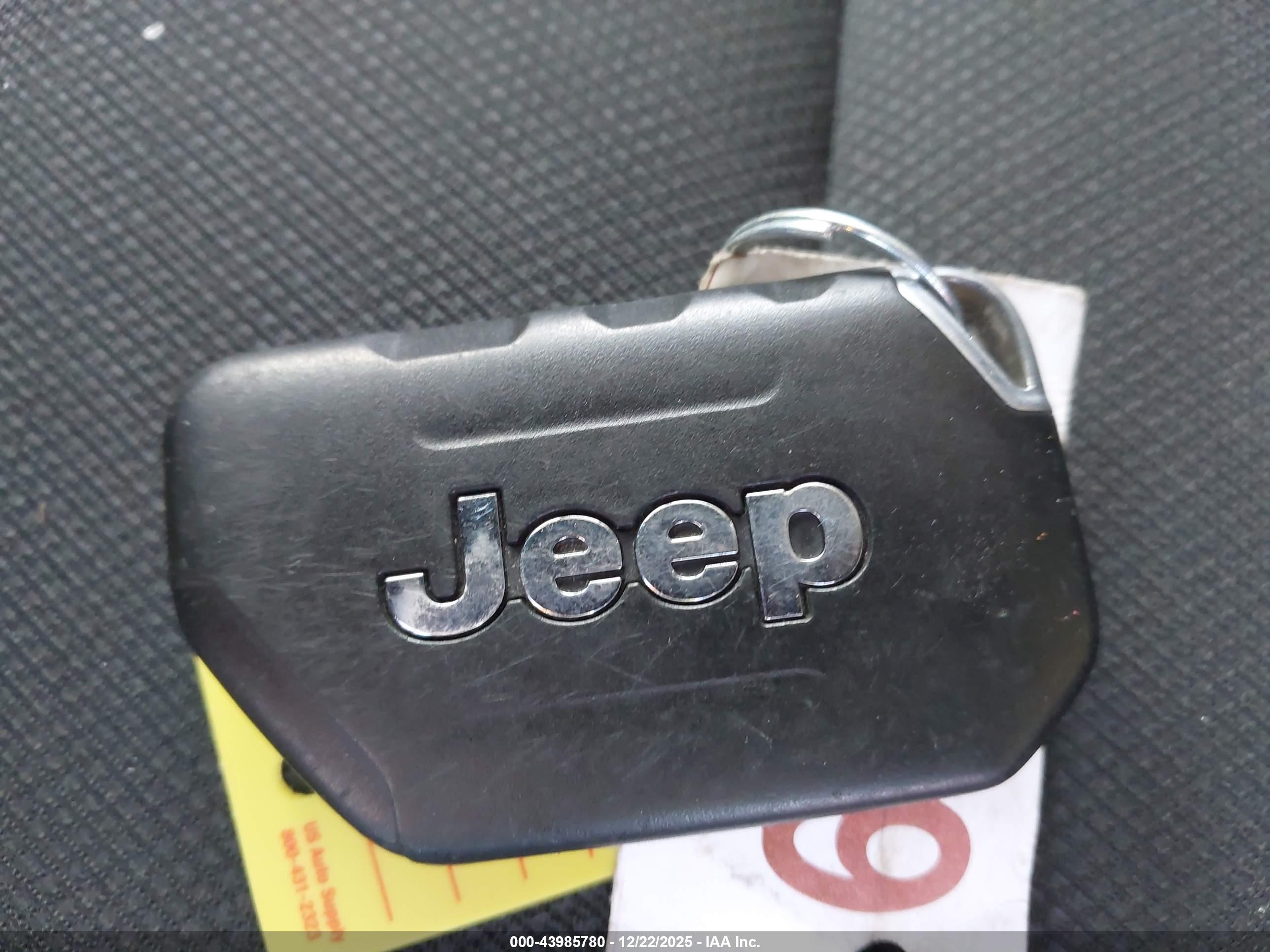 JEEP WRANGLER image 11