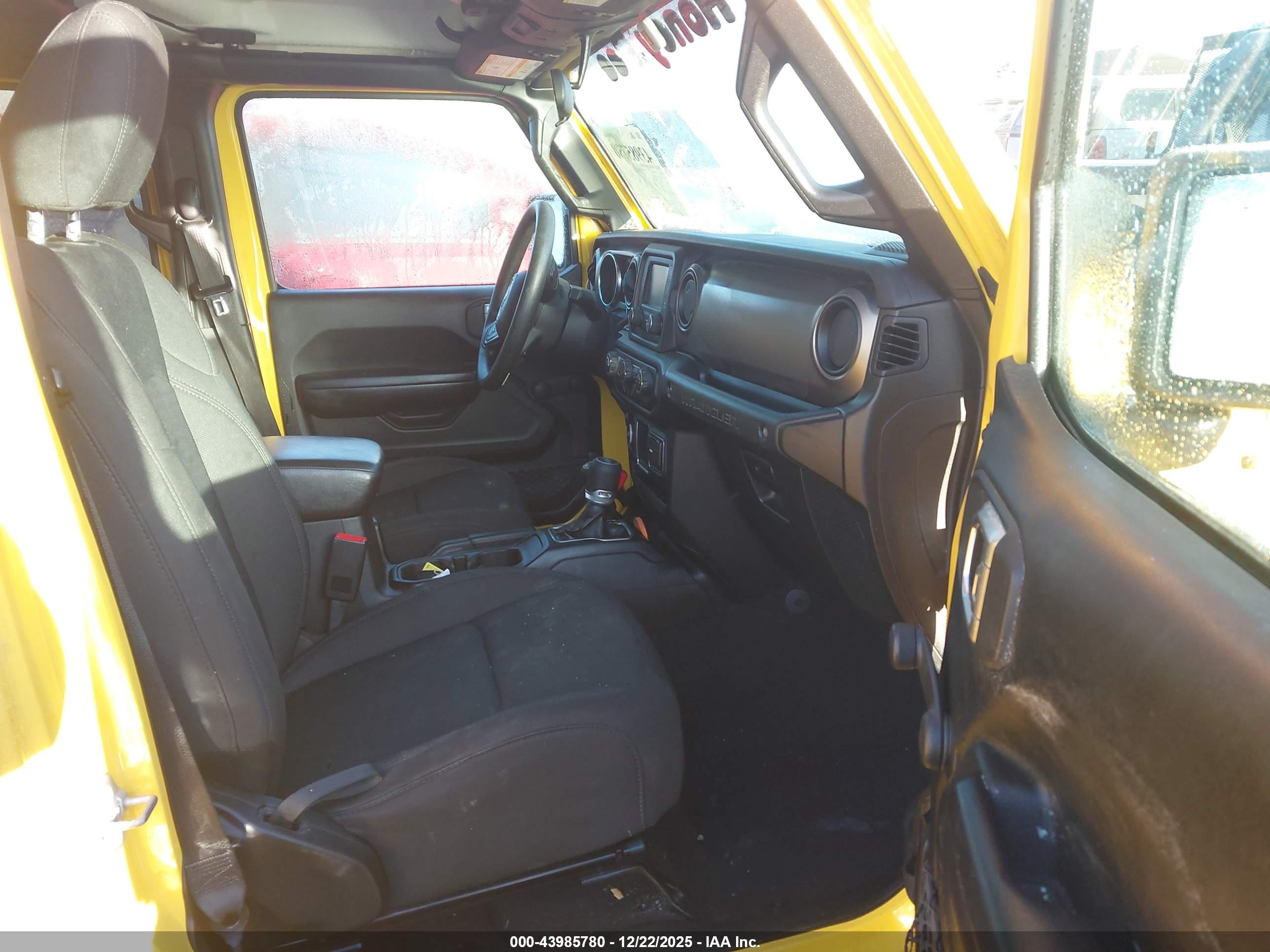 JEEP WRANGLER image 5