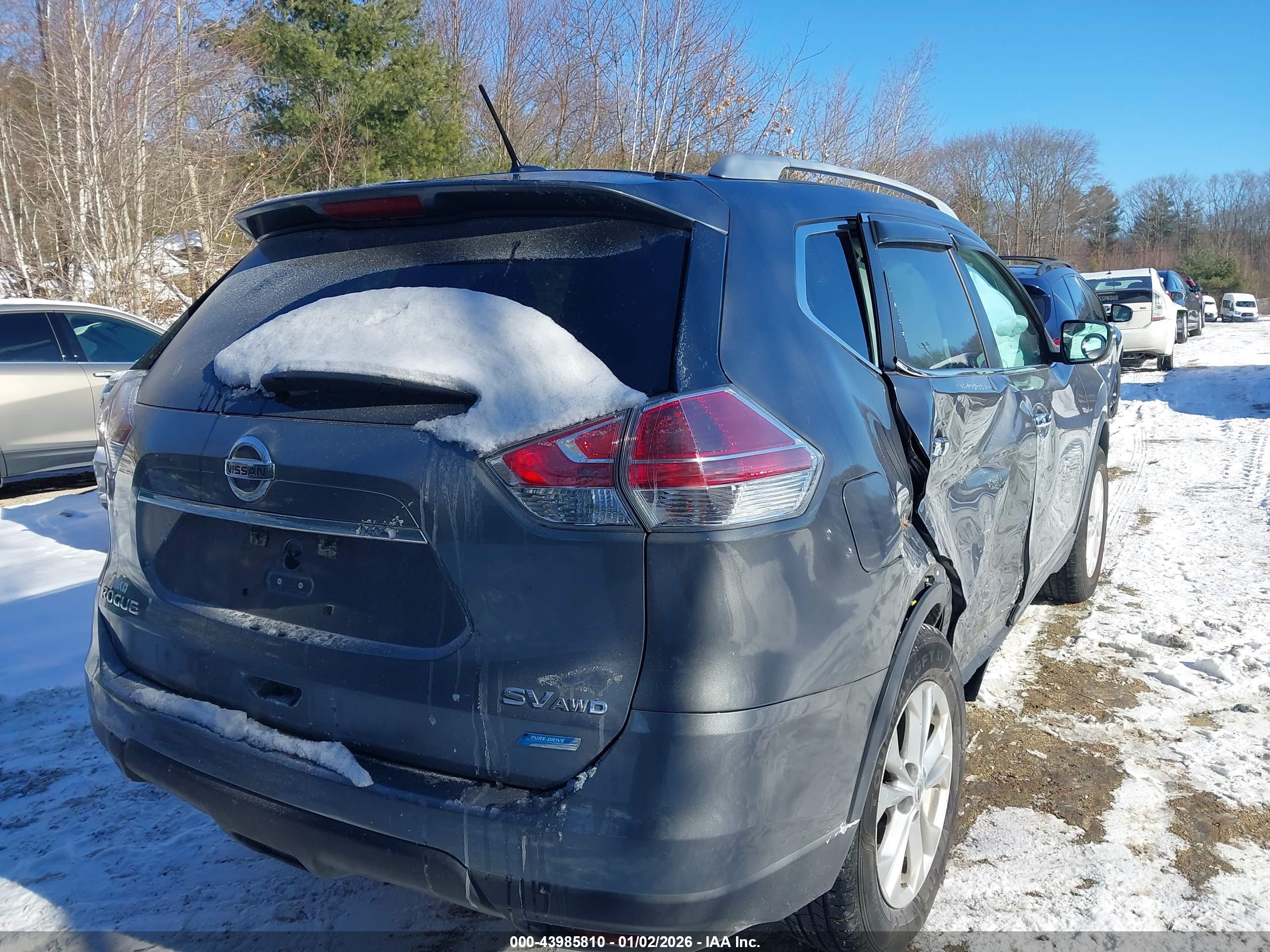 NISSAN ROGUE image 4