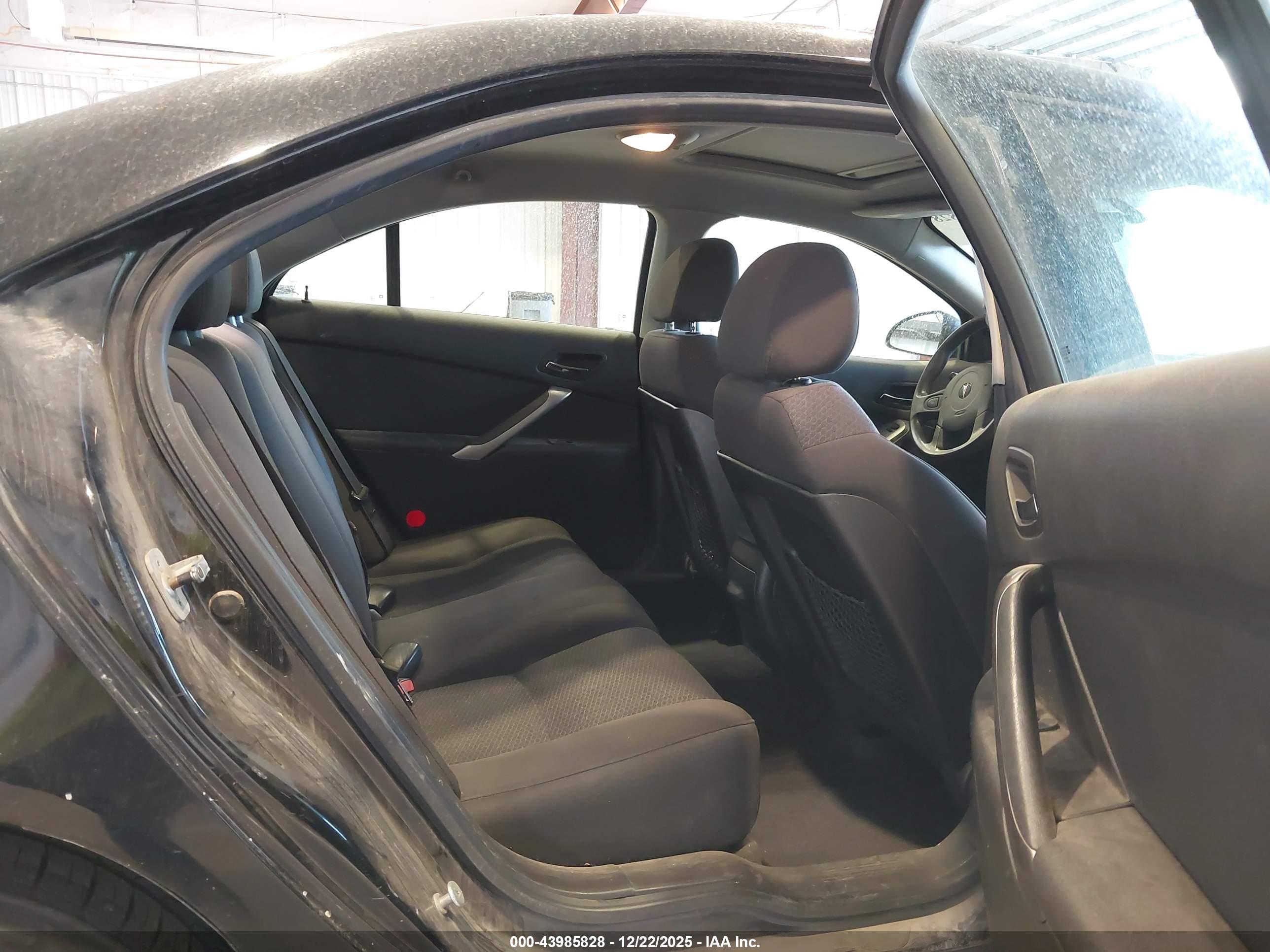 PONTIAC G6 image 8