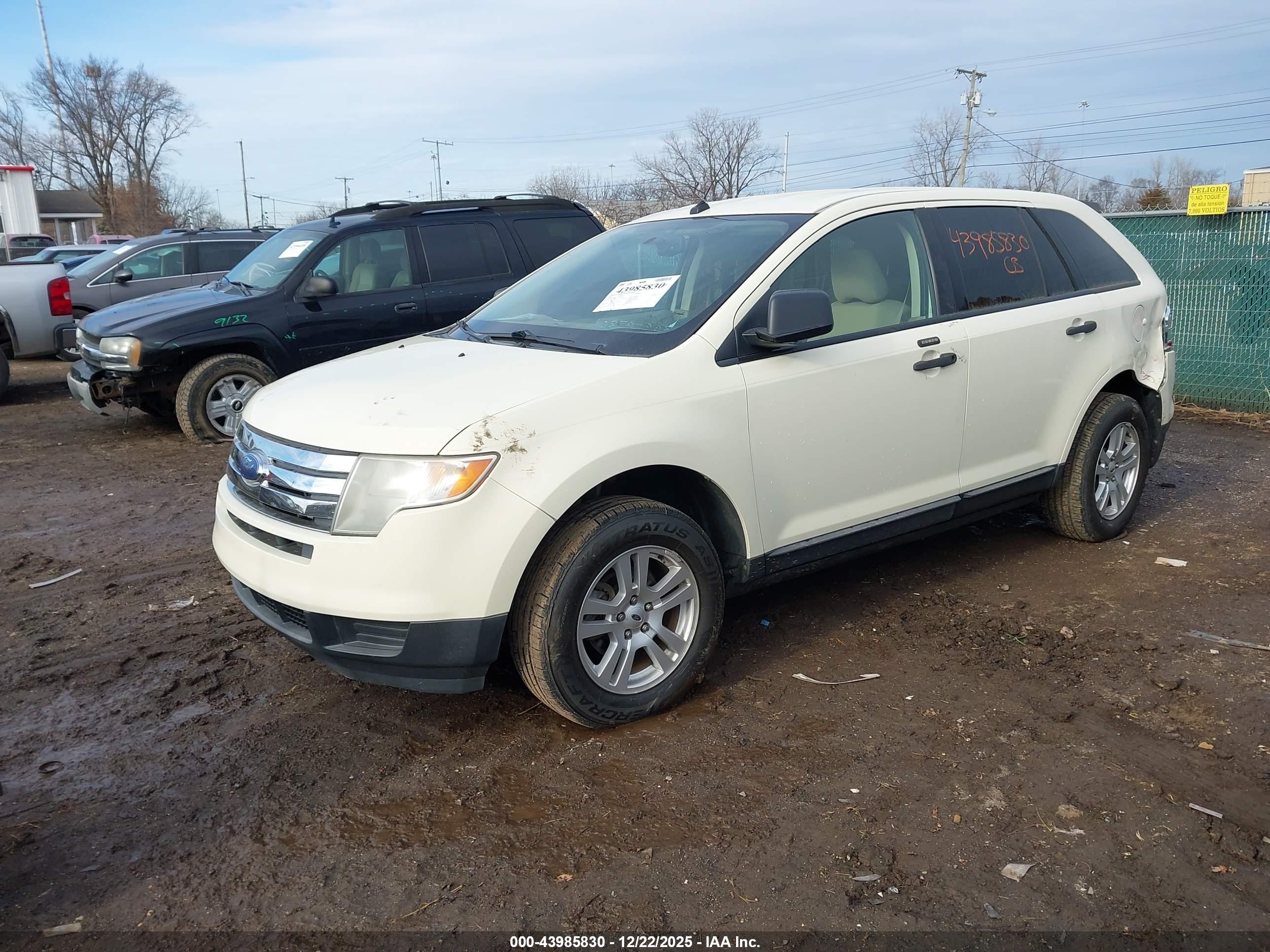 FORD EDGE image 2