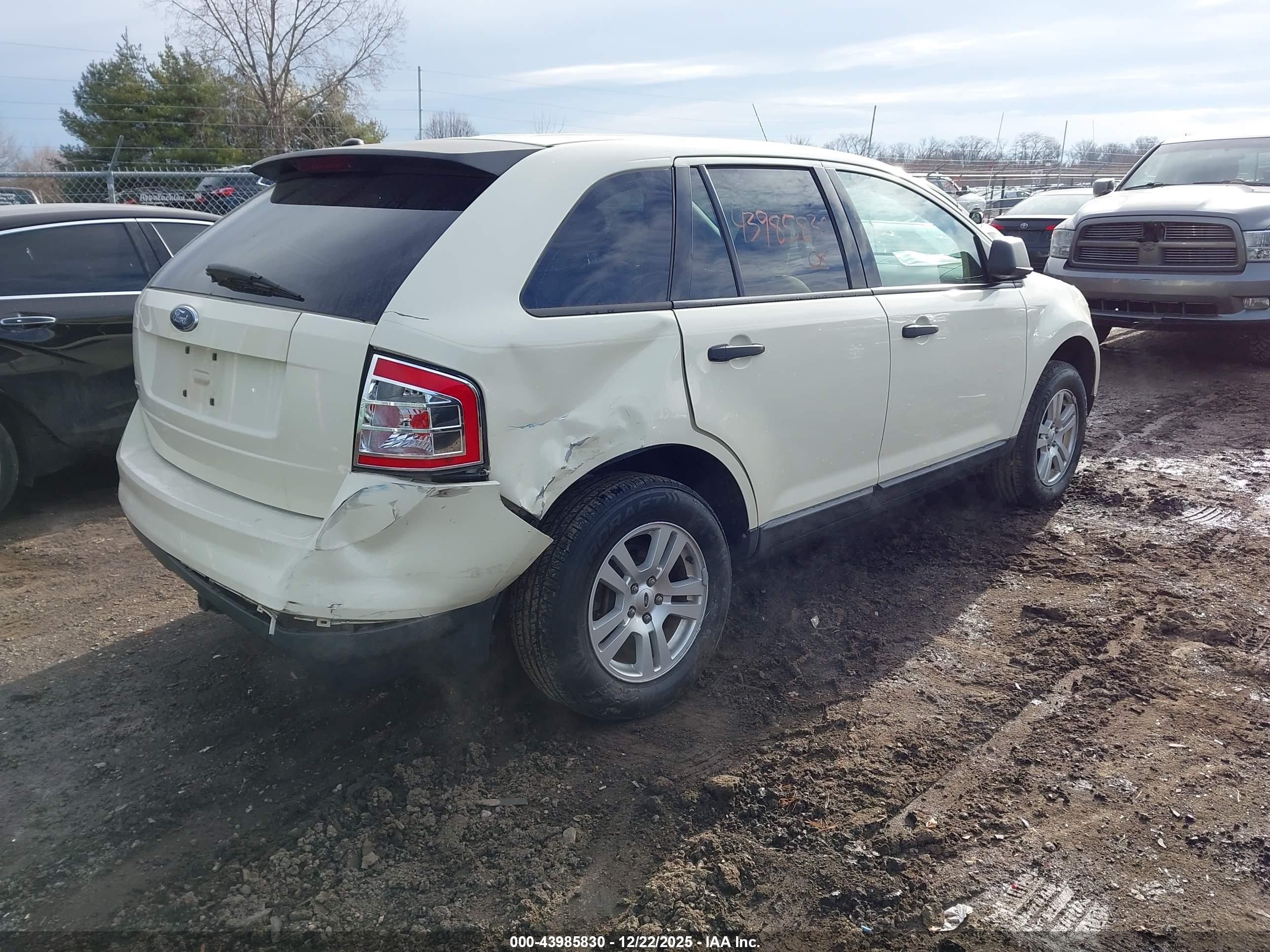 FORD EDGE image 4