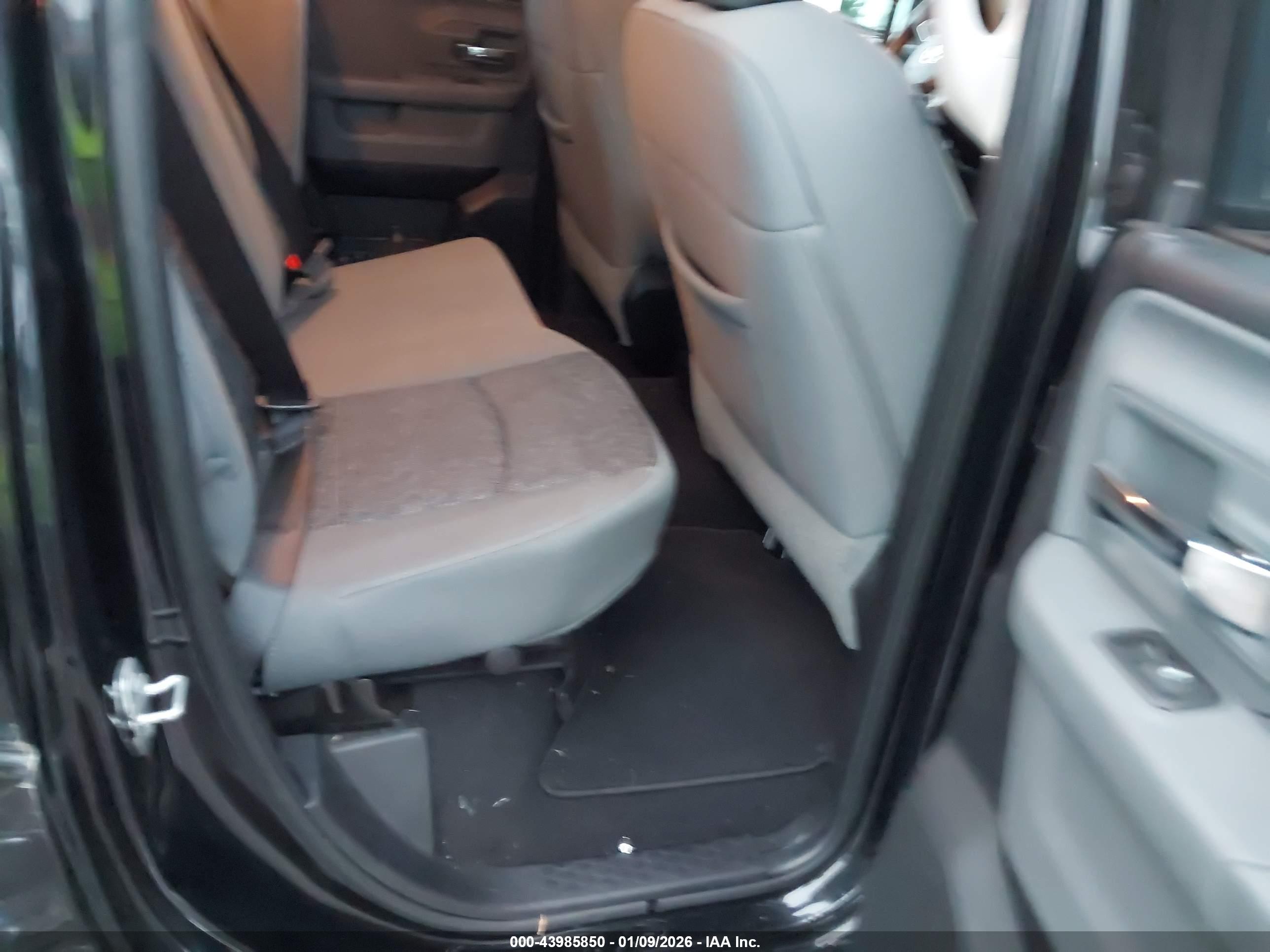 RAM 1500 image 8