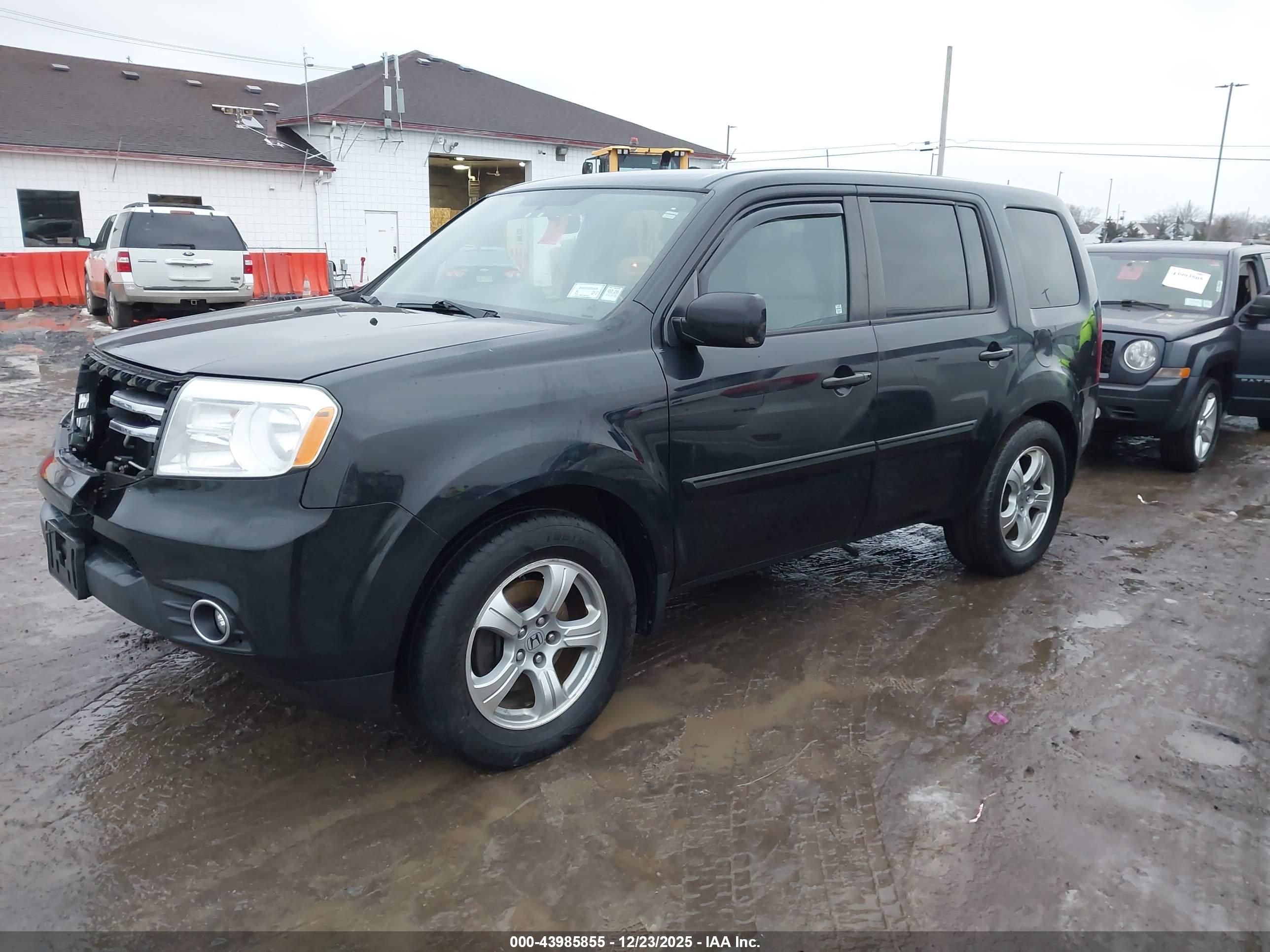 HONDA PILOT image 2
