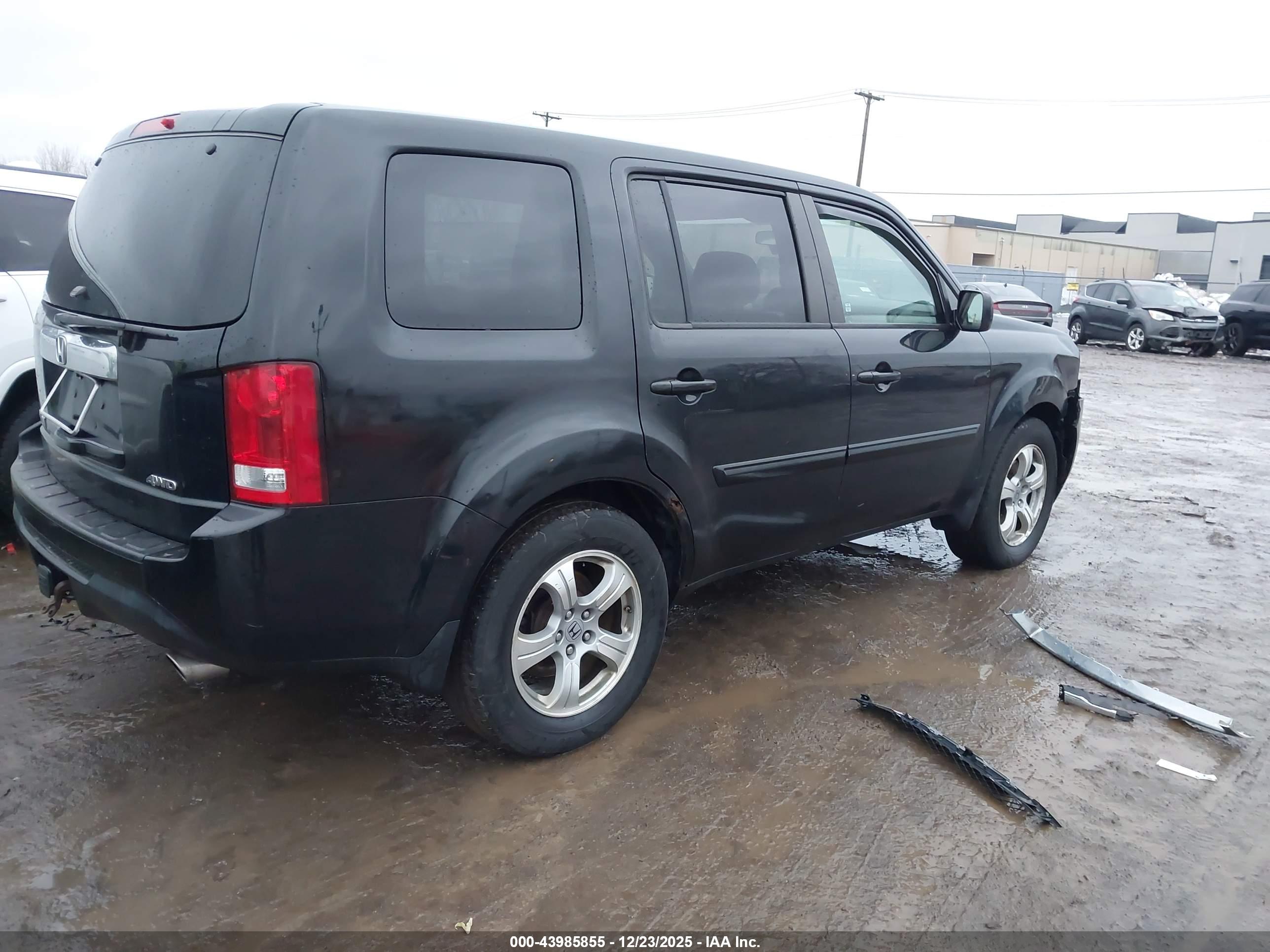 HONDA PILOT image 4
