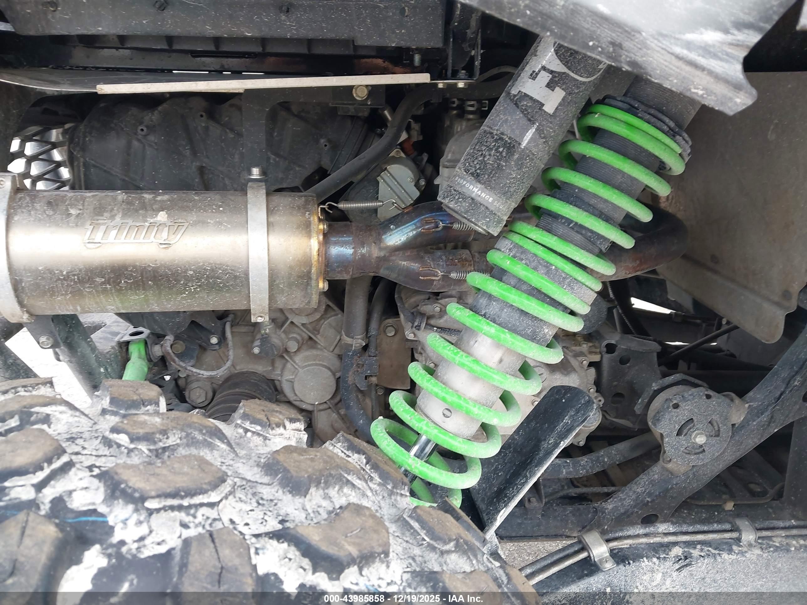 KAWASAKI KRF image 8