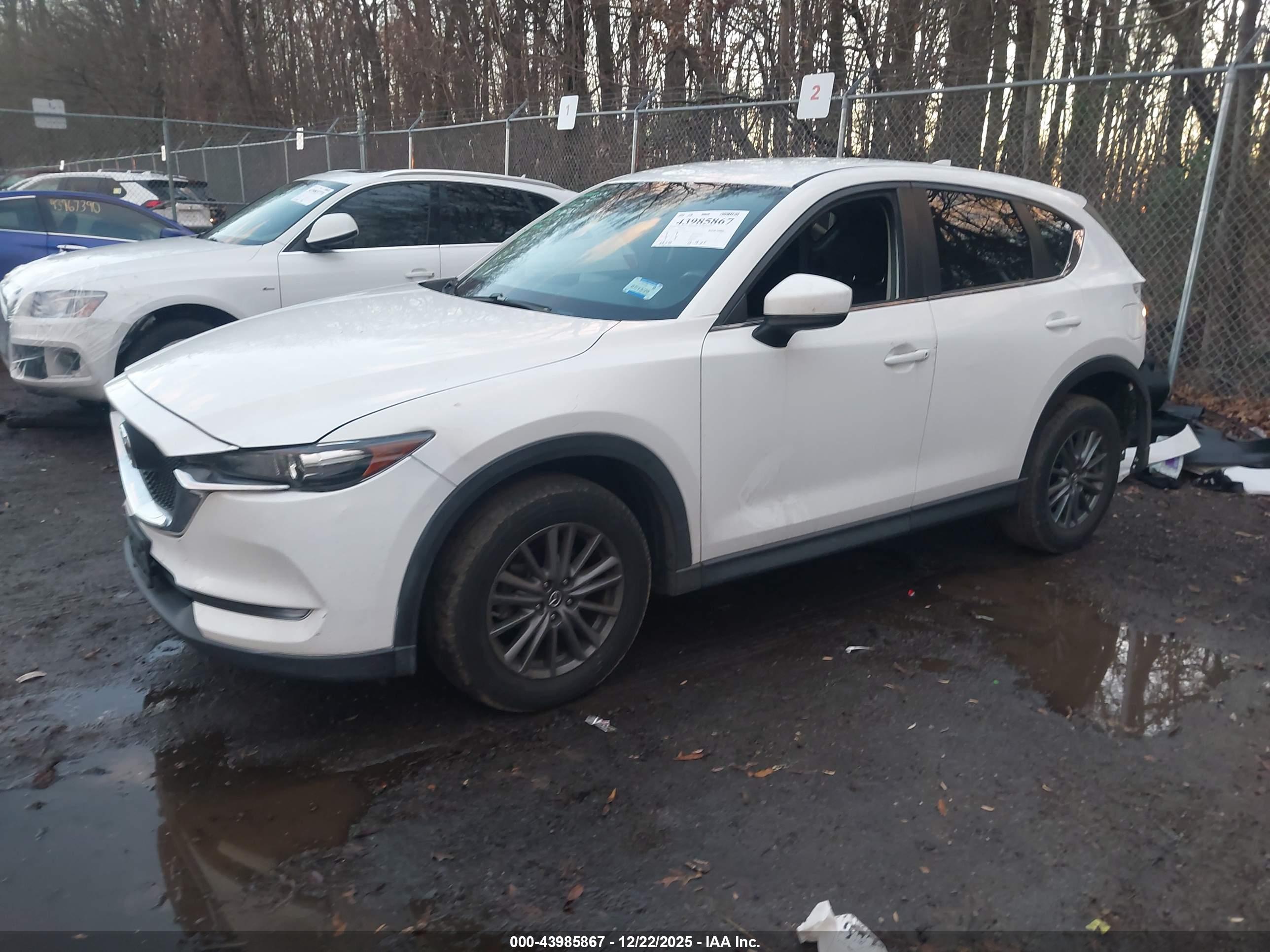MAZDA CX-5 image 2