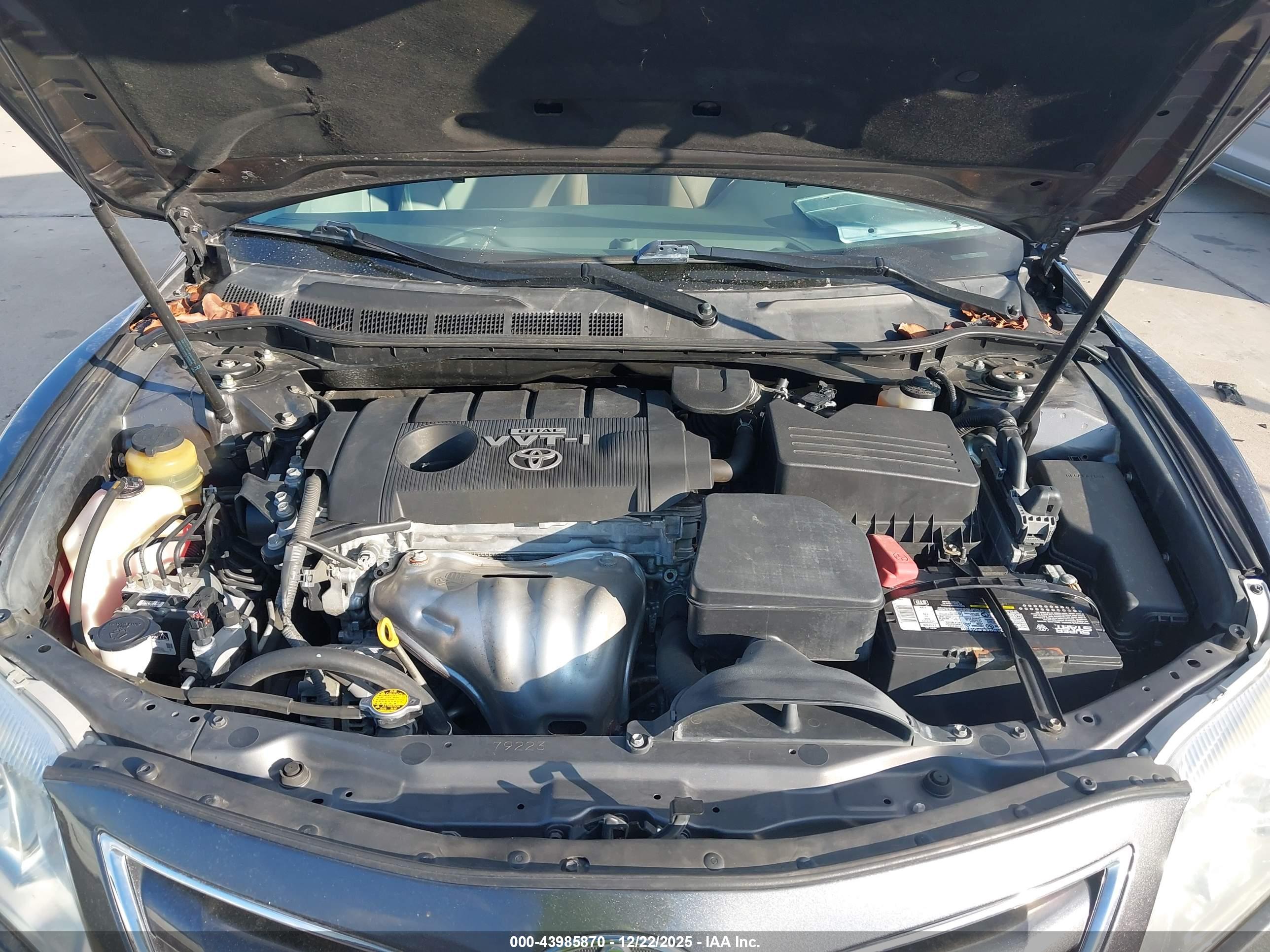 TOYOTA CAMRY image 10
