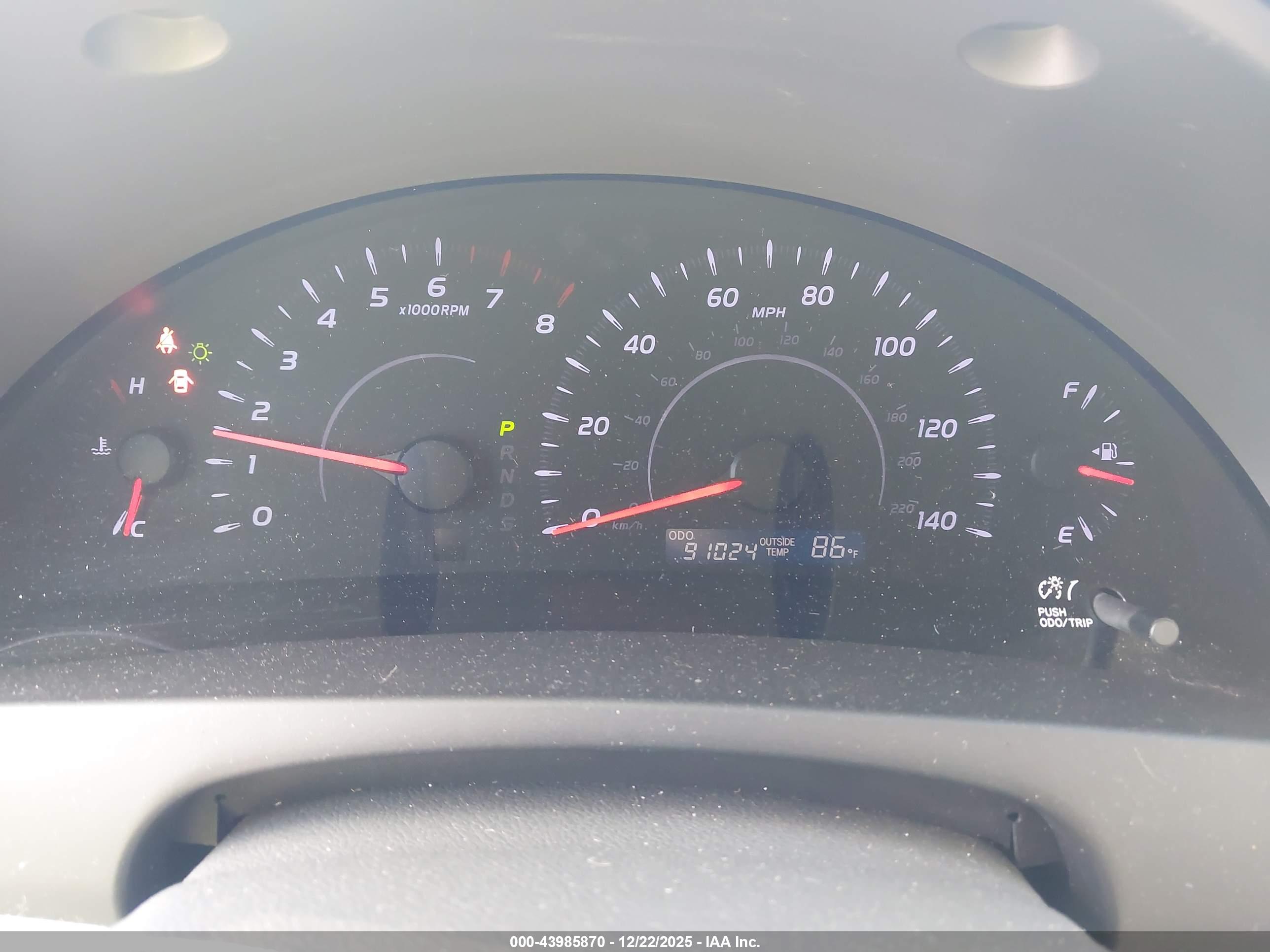 TOYOTA CAMRY image 7