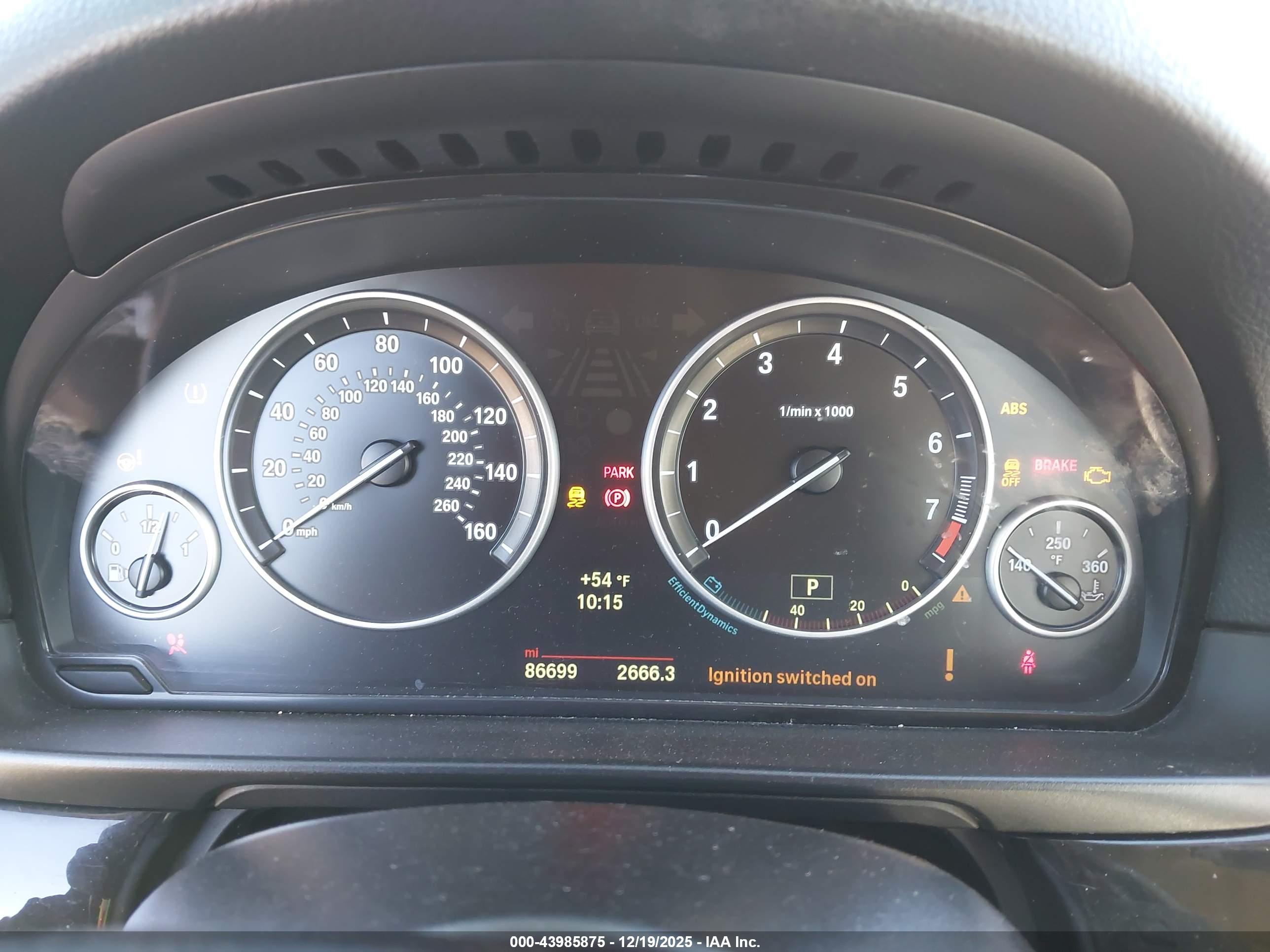 BMW 528I image 7