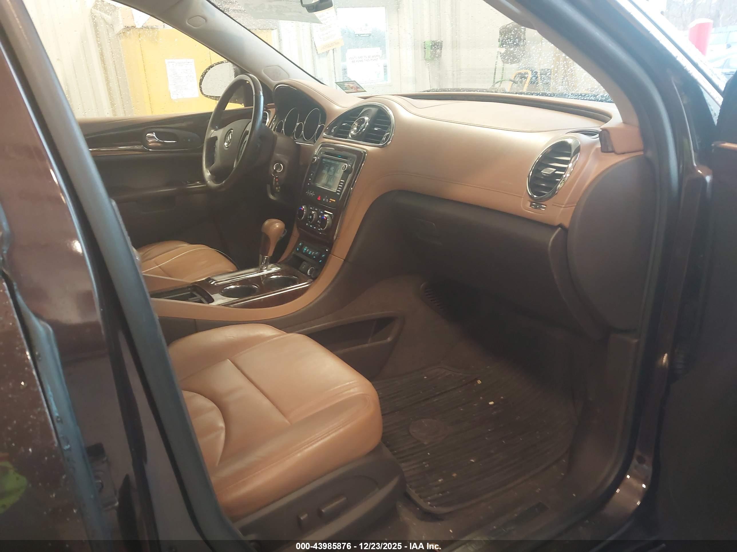 BUICK ENCLAVE image 5
