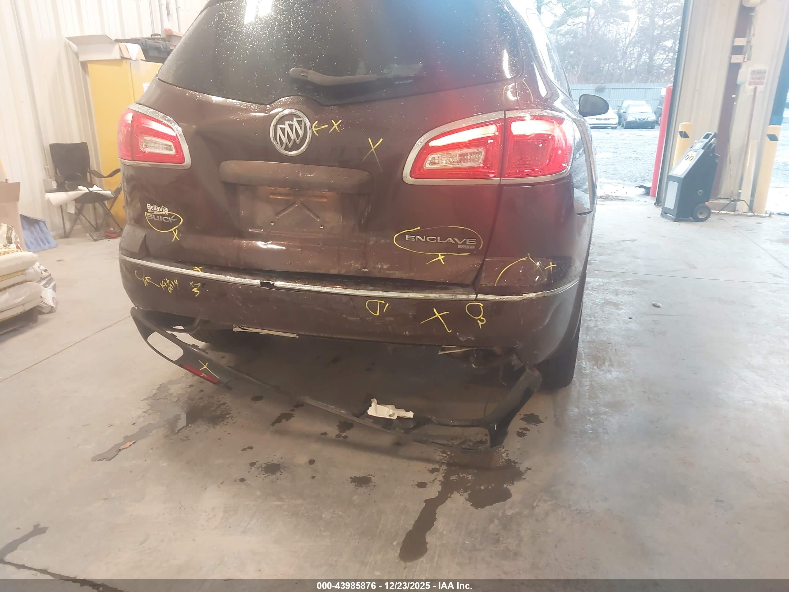 BUICK ENCLAVE image 6